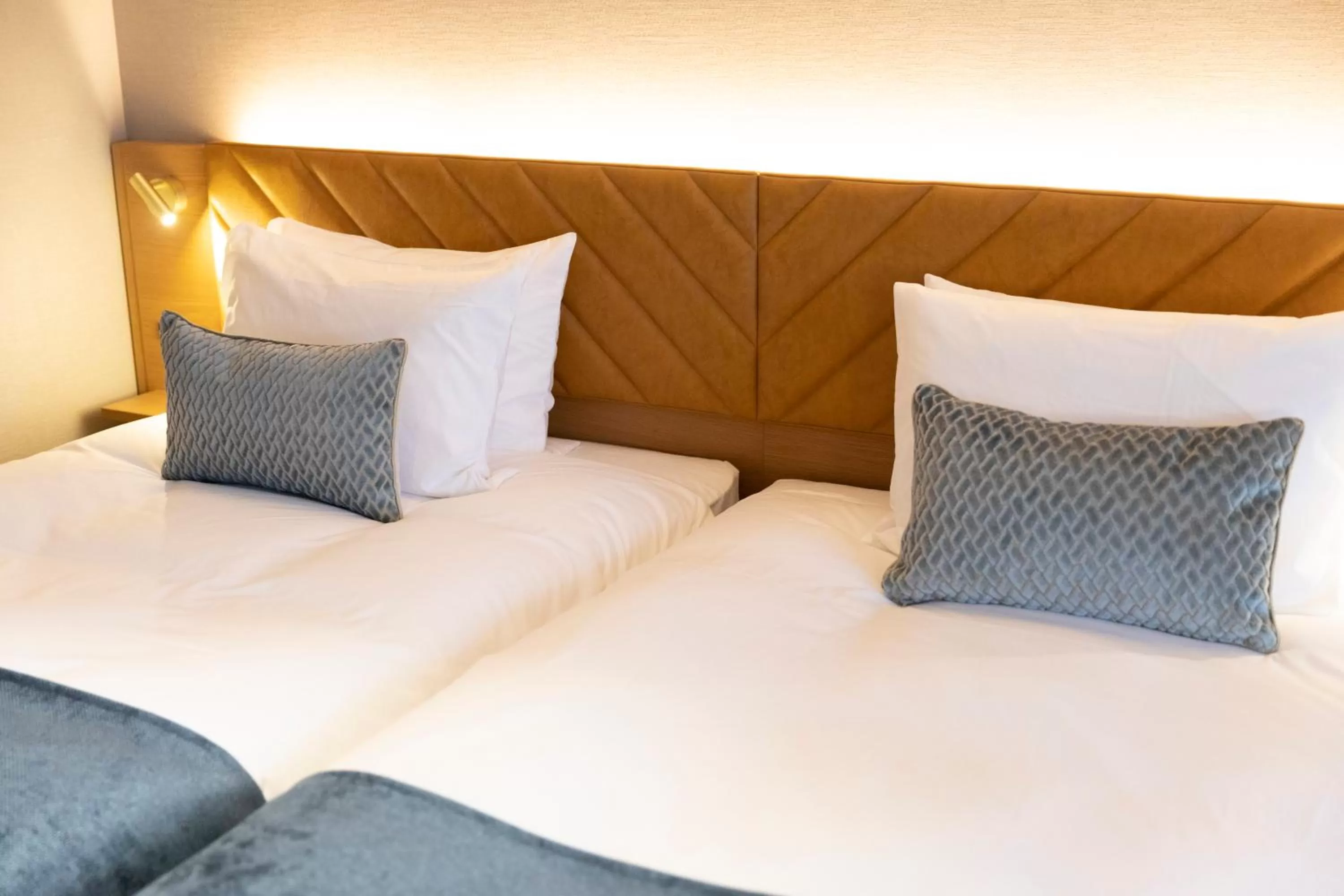 Bed in Tokyu Stay Hakodate Asaichi Akarinoyu