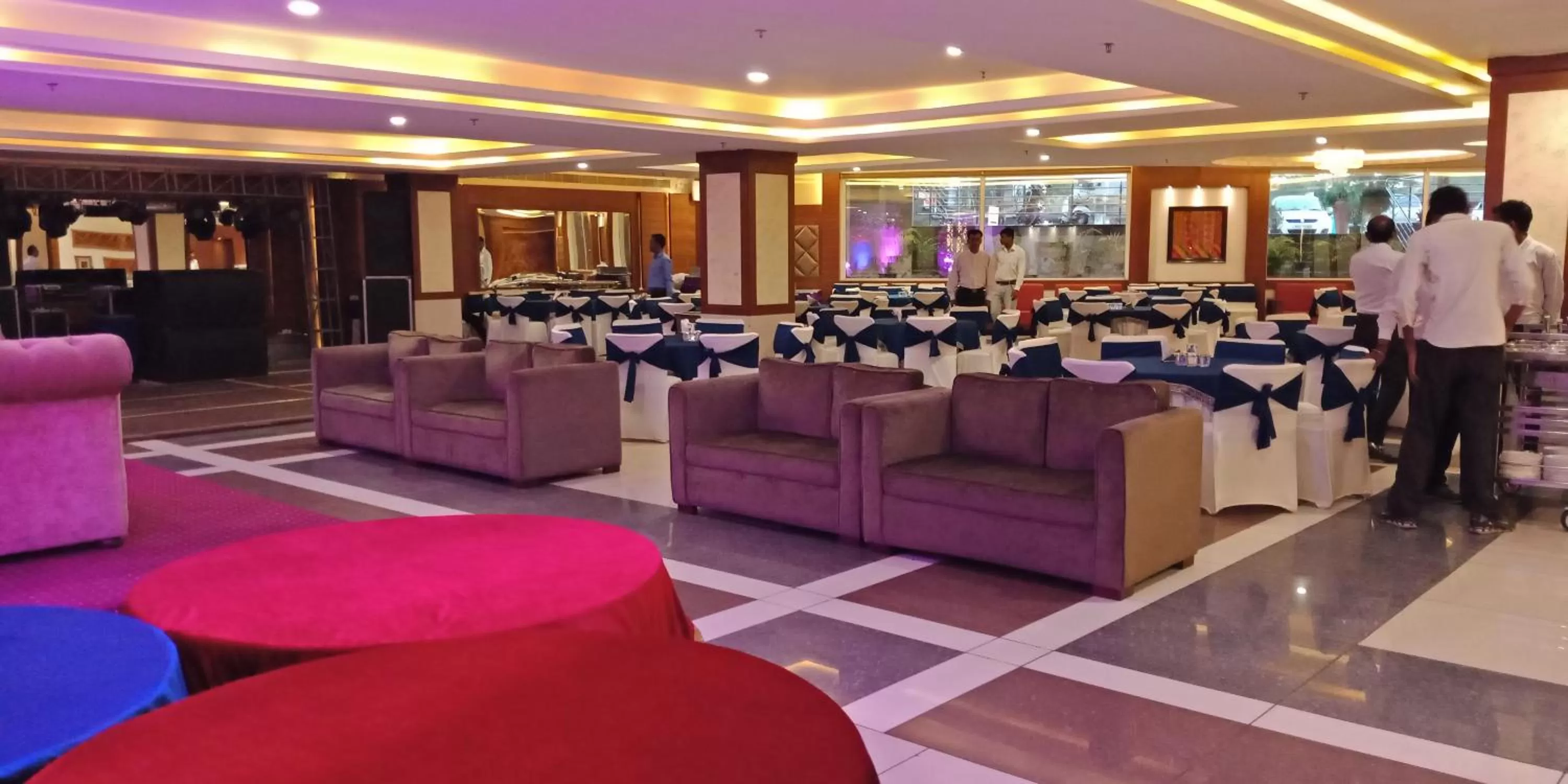Banquet/Function facilities in Grand Hotel Nawanshahr