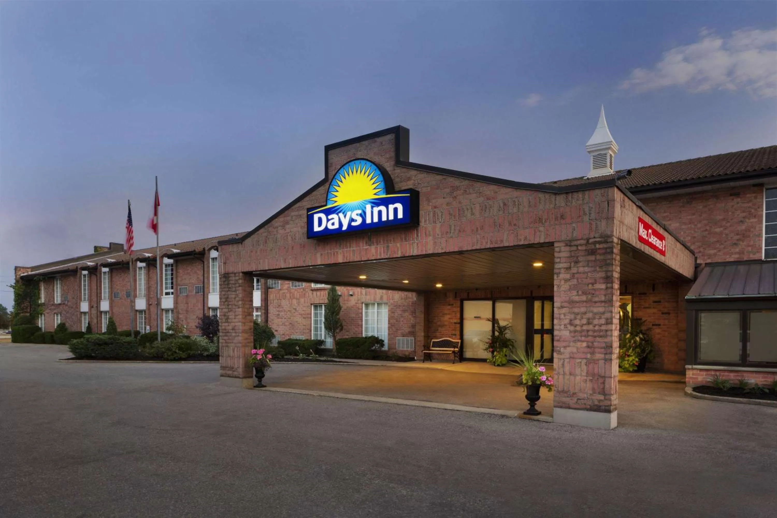 Property building in Days Inn by Wyndham Brantford