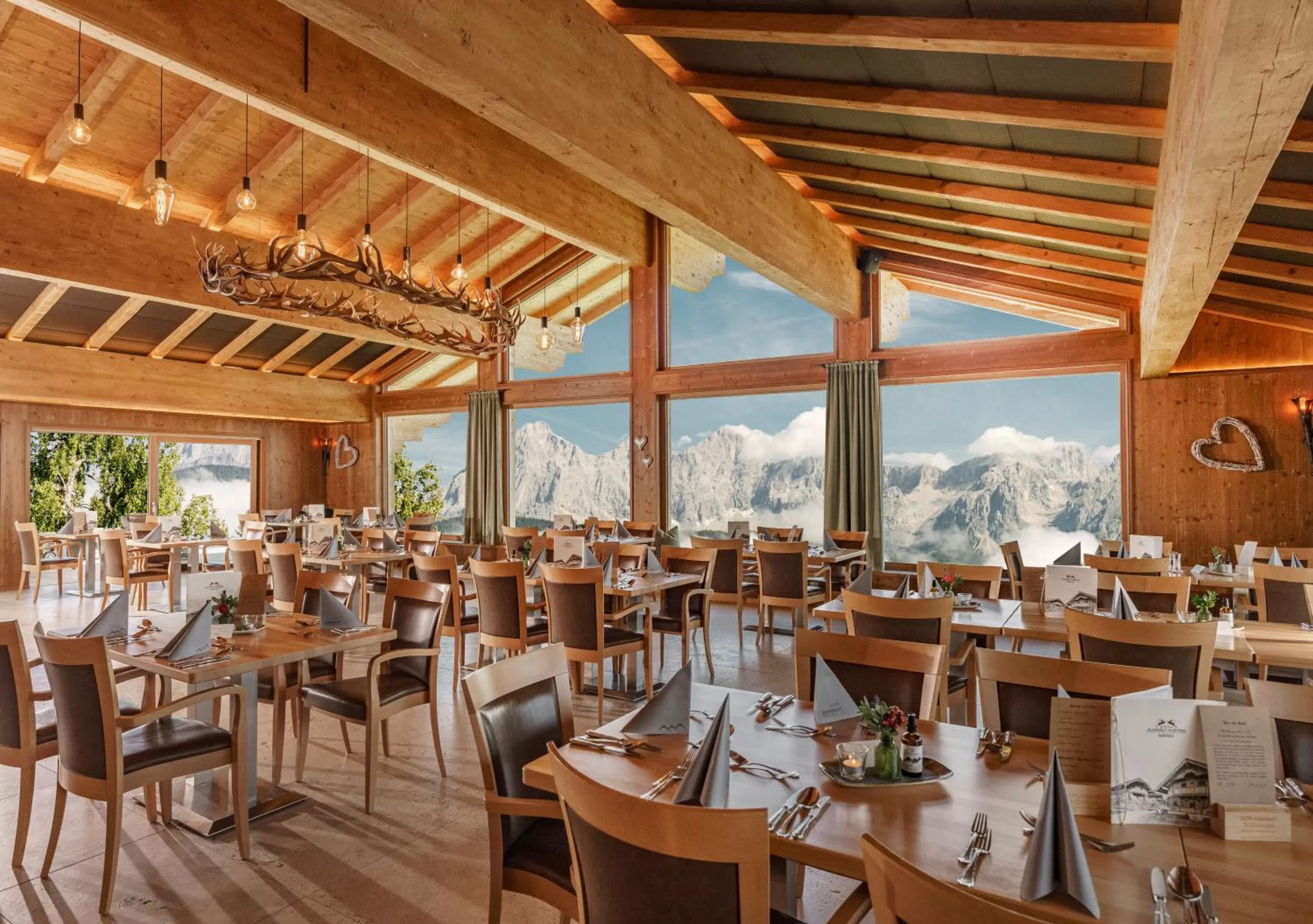 Restaurant/places to eat in Almwelt Austria