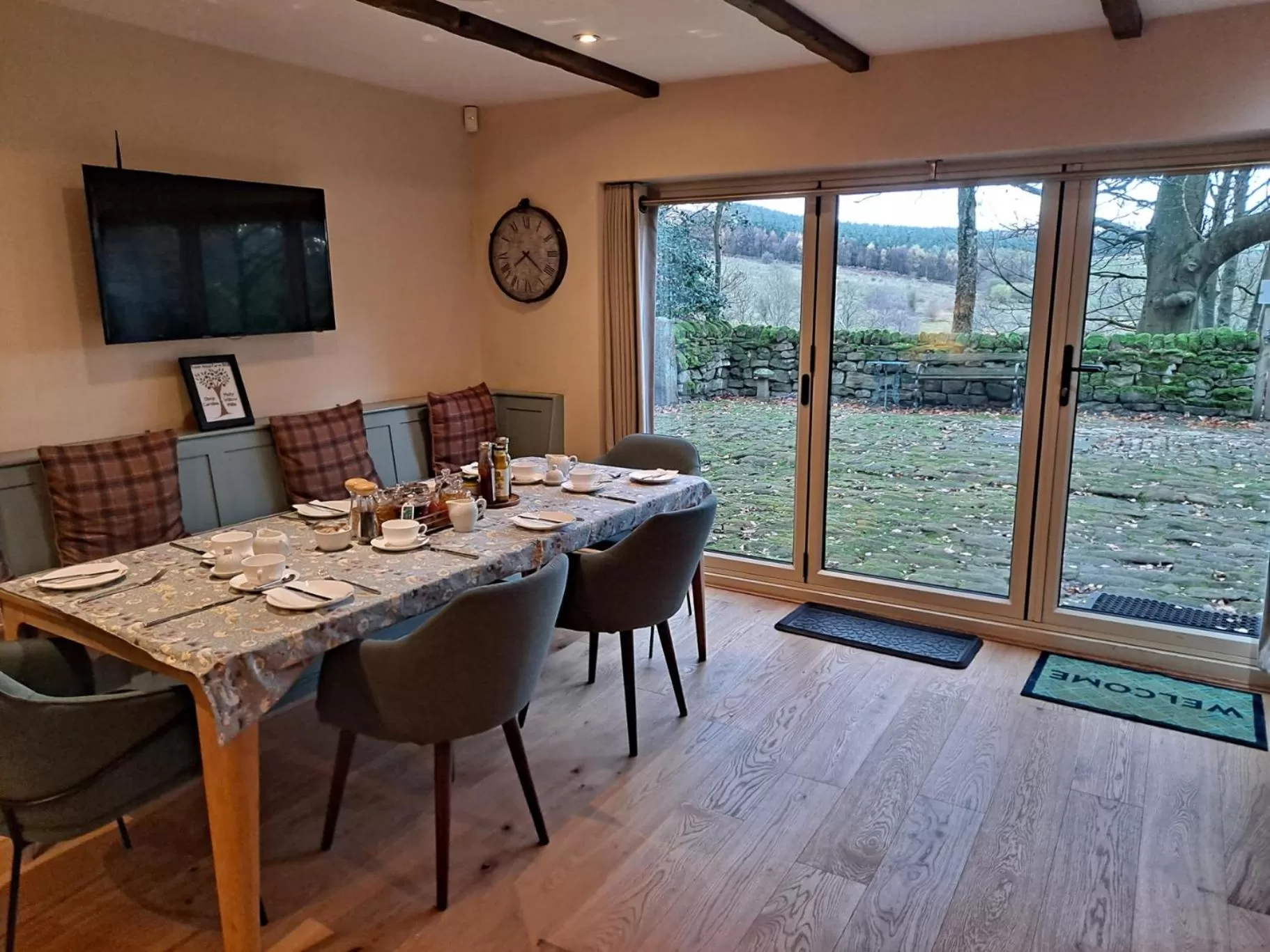 Dining area in Robin Hood Farm B&B