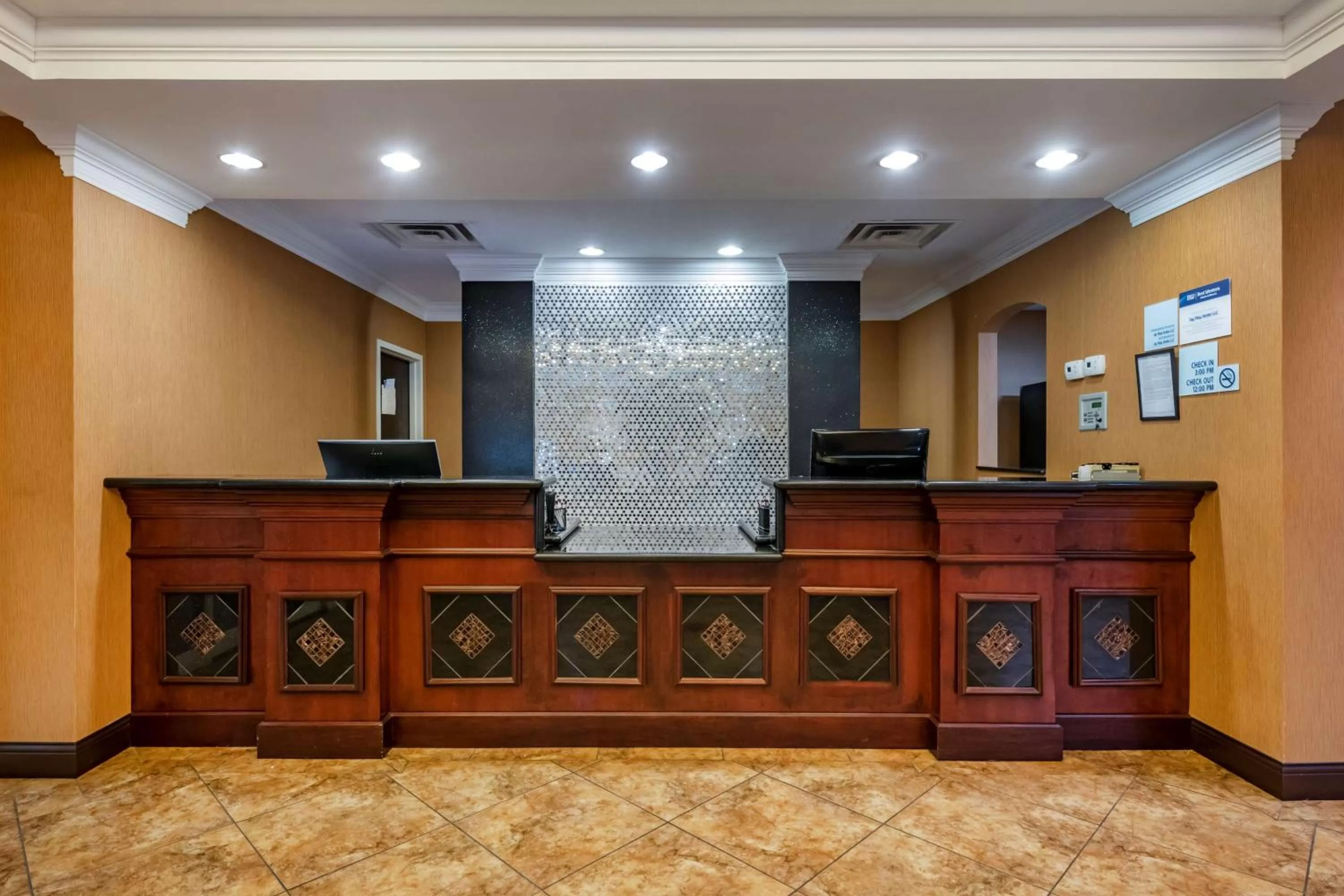 Lobby or reception in Best Western Plus Flagler Beach Area Inn & Suites