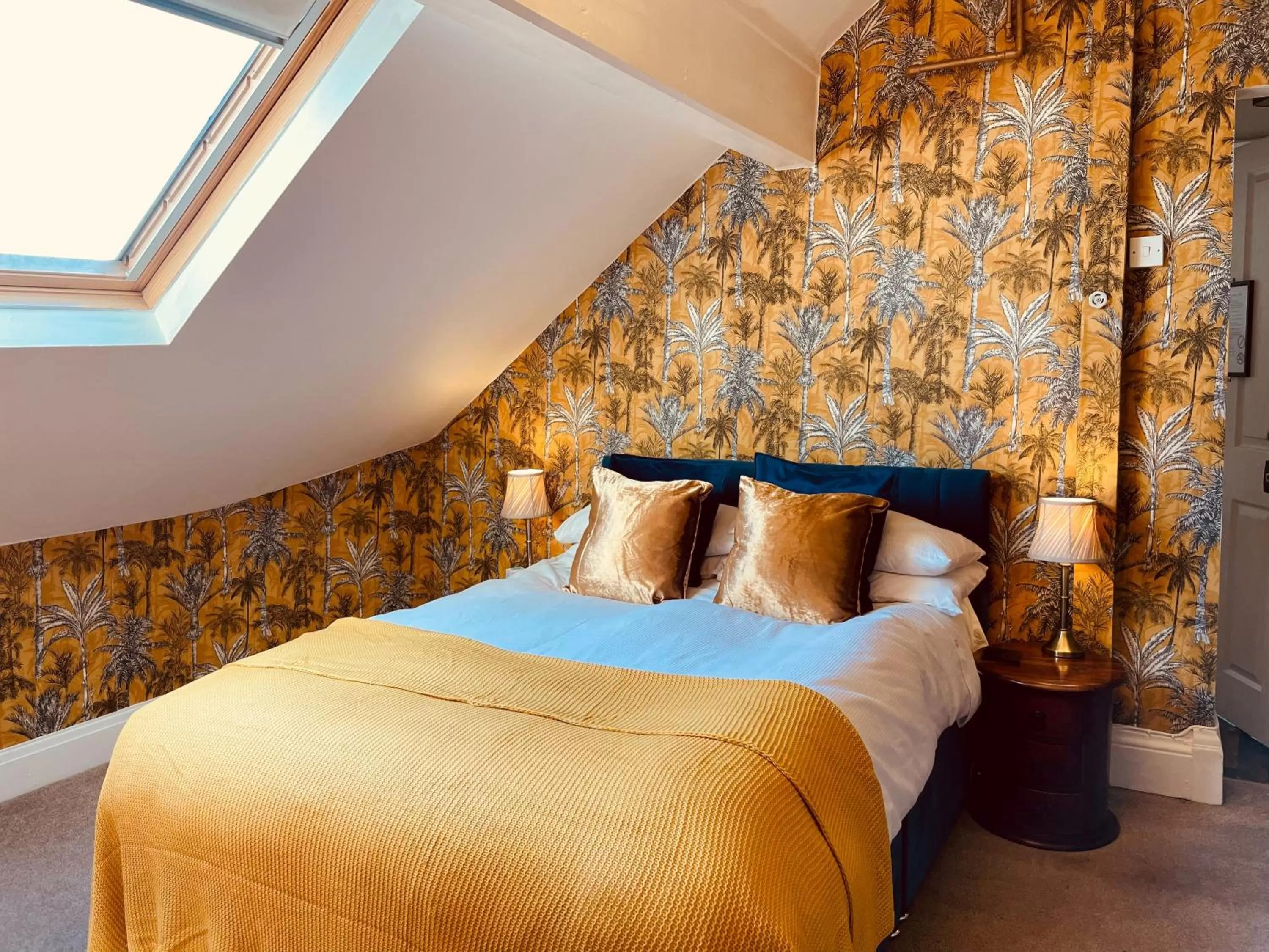 Bedroom, Bed in The Old Registry guest house