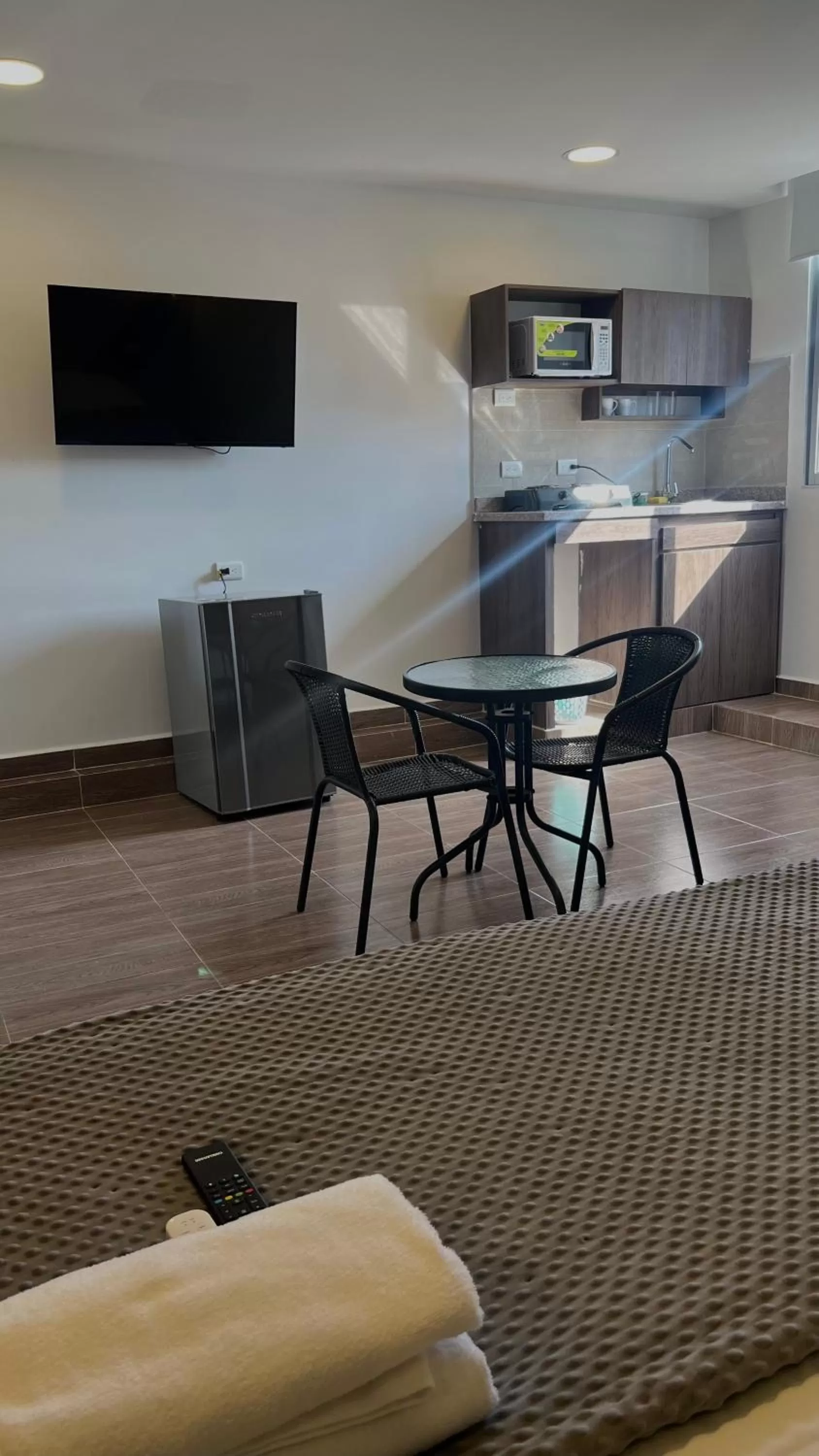 TV/Entertainment Center in Bahia 79 Apartasuites Cerca al Centro