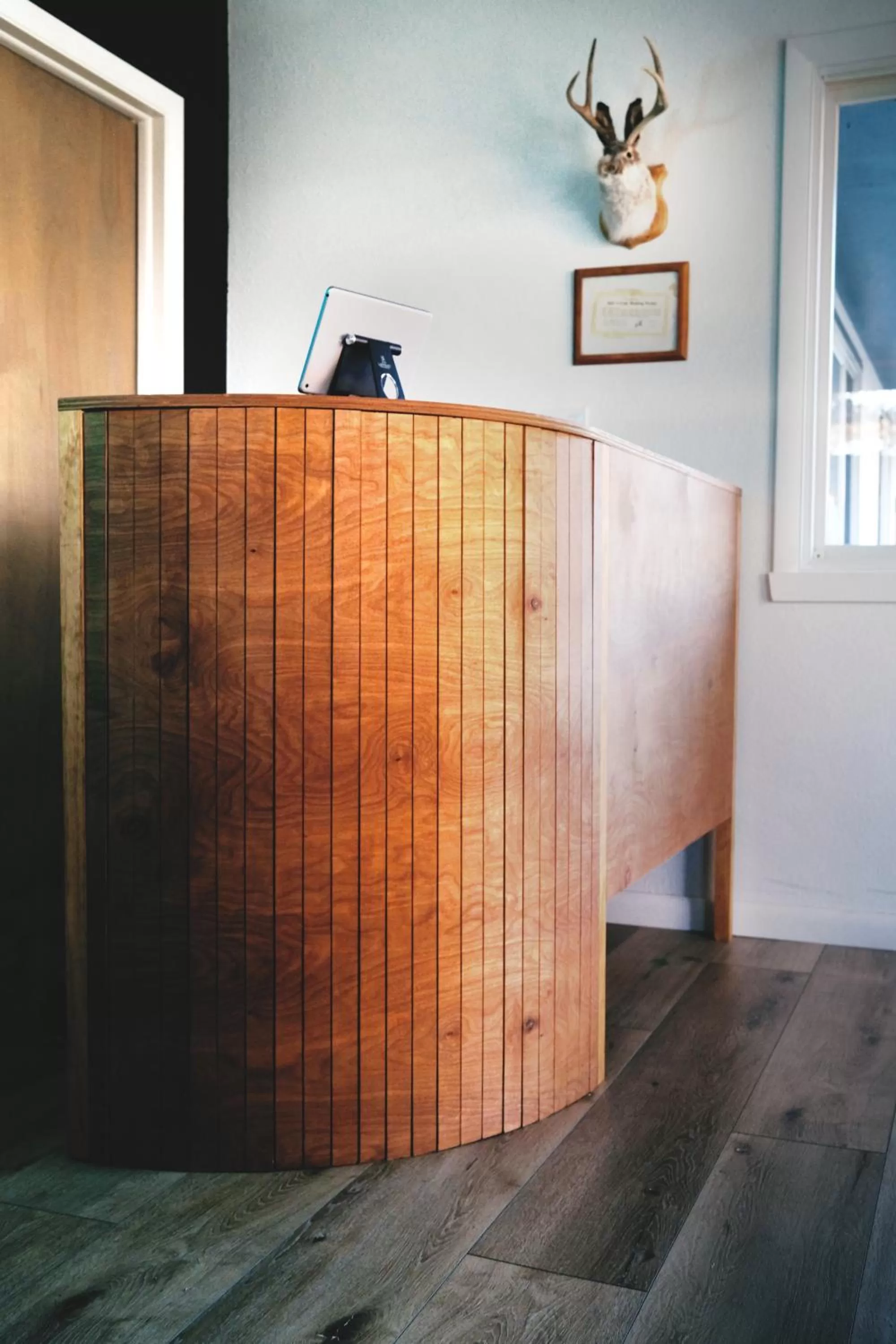 Lobby or reception in Jackalope Motor Lodge