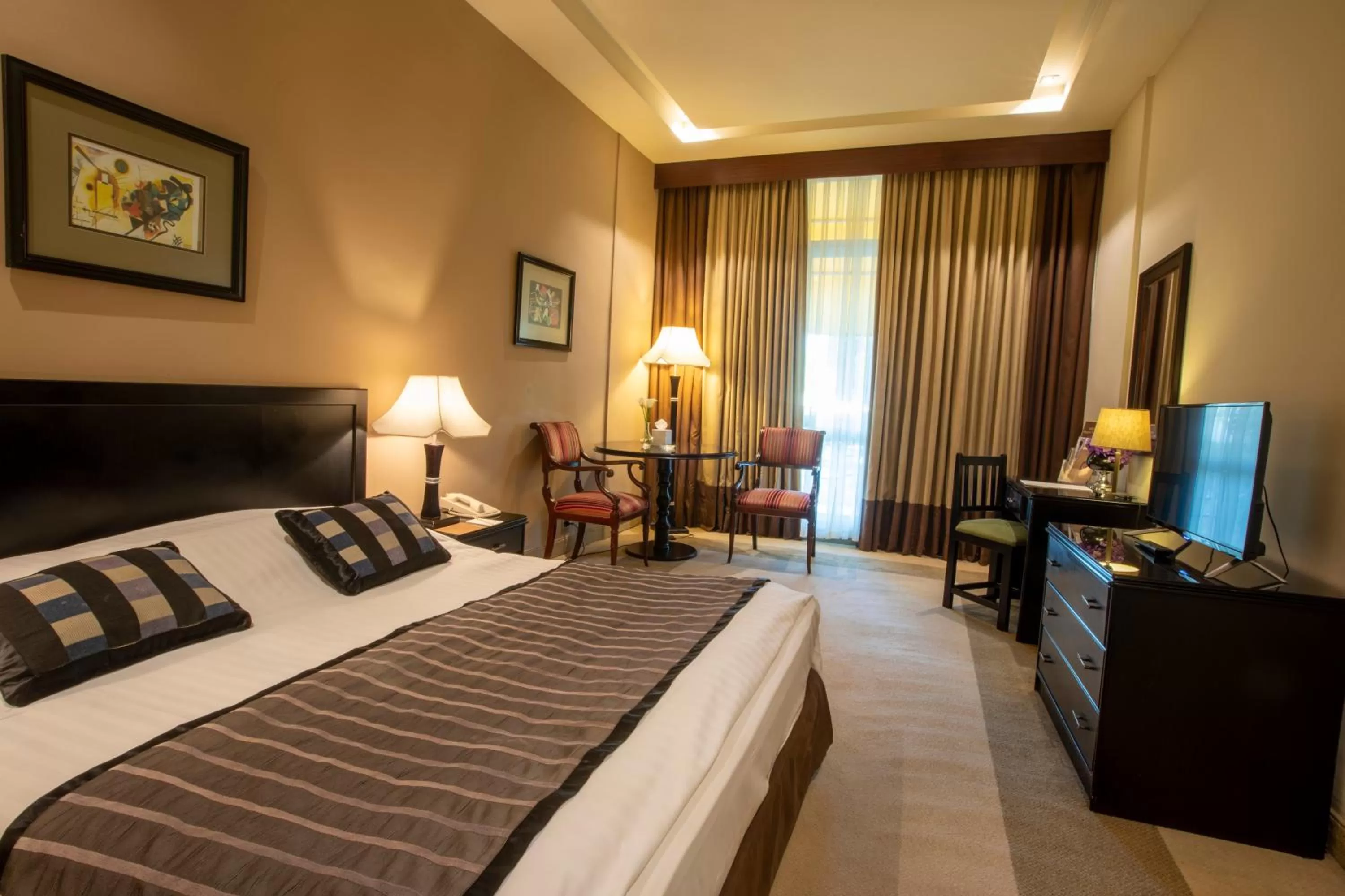 Single Deluxe Room in Century Park Hotel