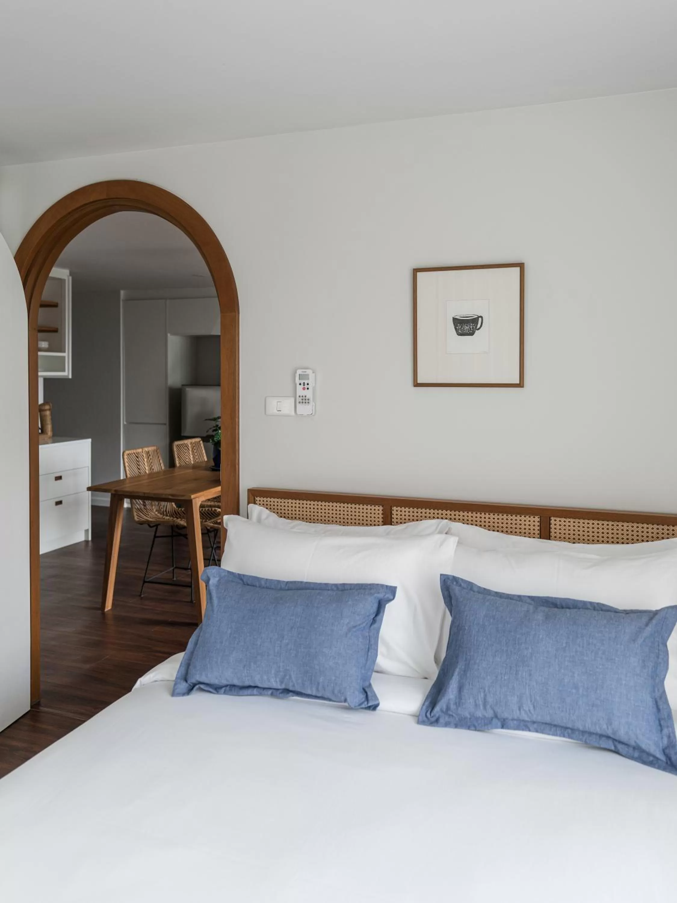 Bedroom, Bed in The Earth Hotel