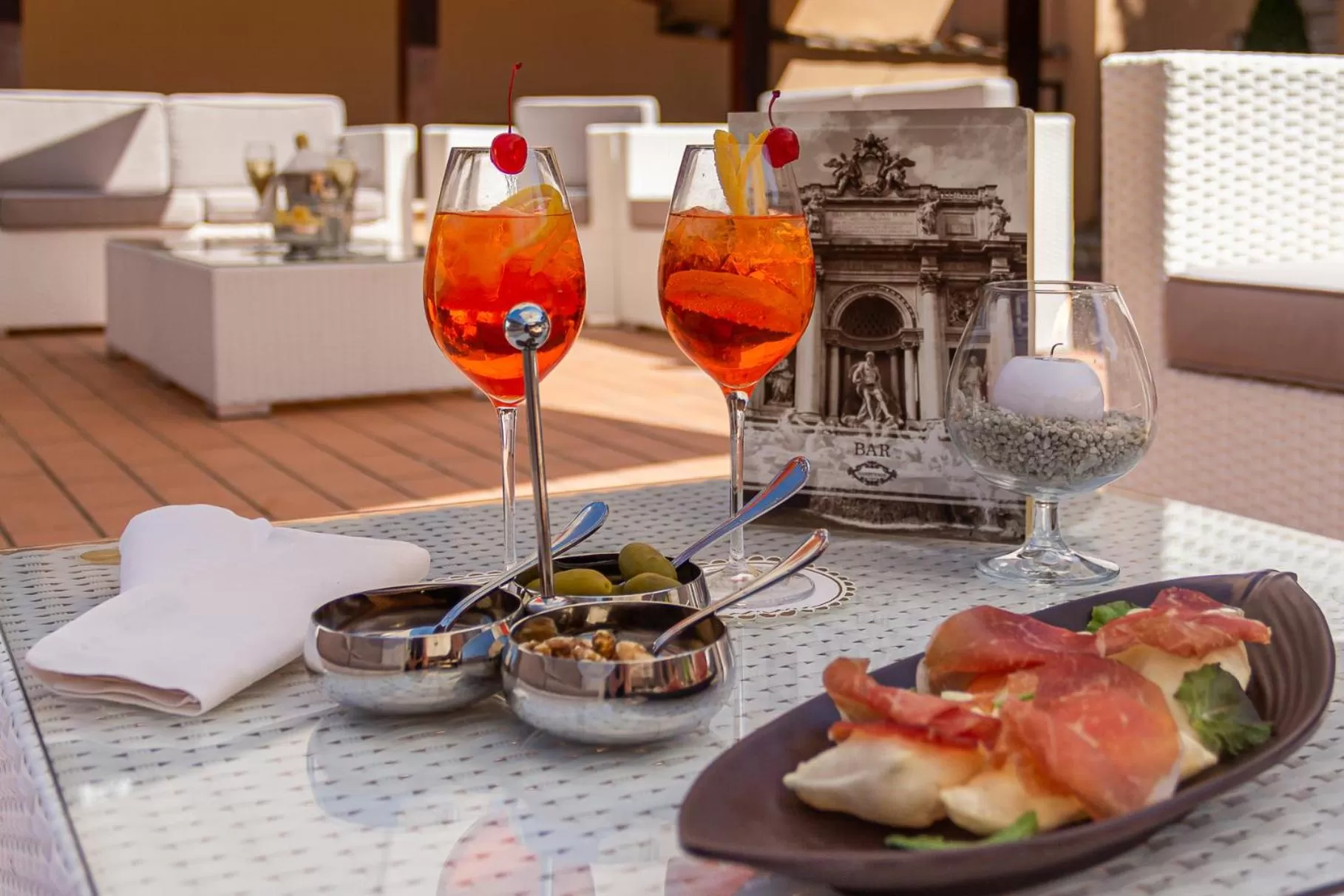 Garden in Harry's Bar Trevi Hotel & Restaurant