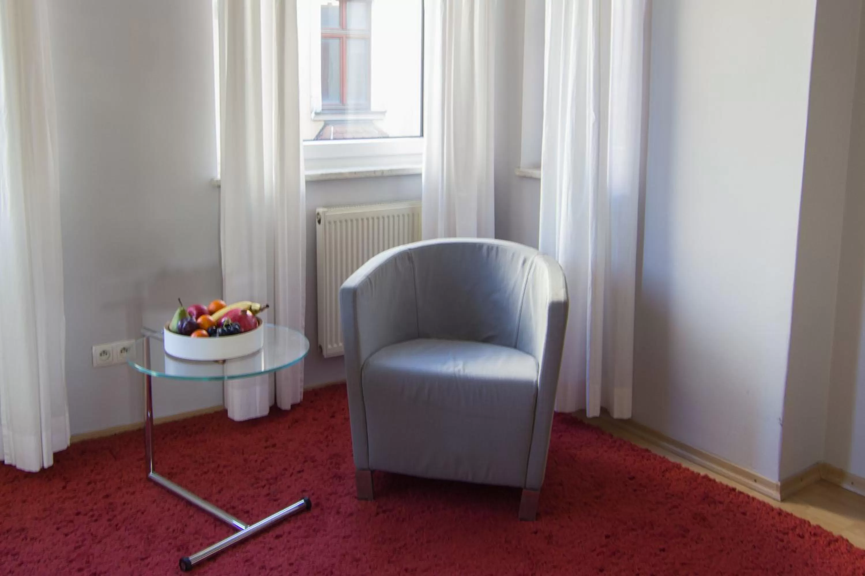 Photo of the whole room, Seating Area in Villa Pica Paca - Old Town