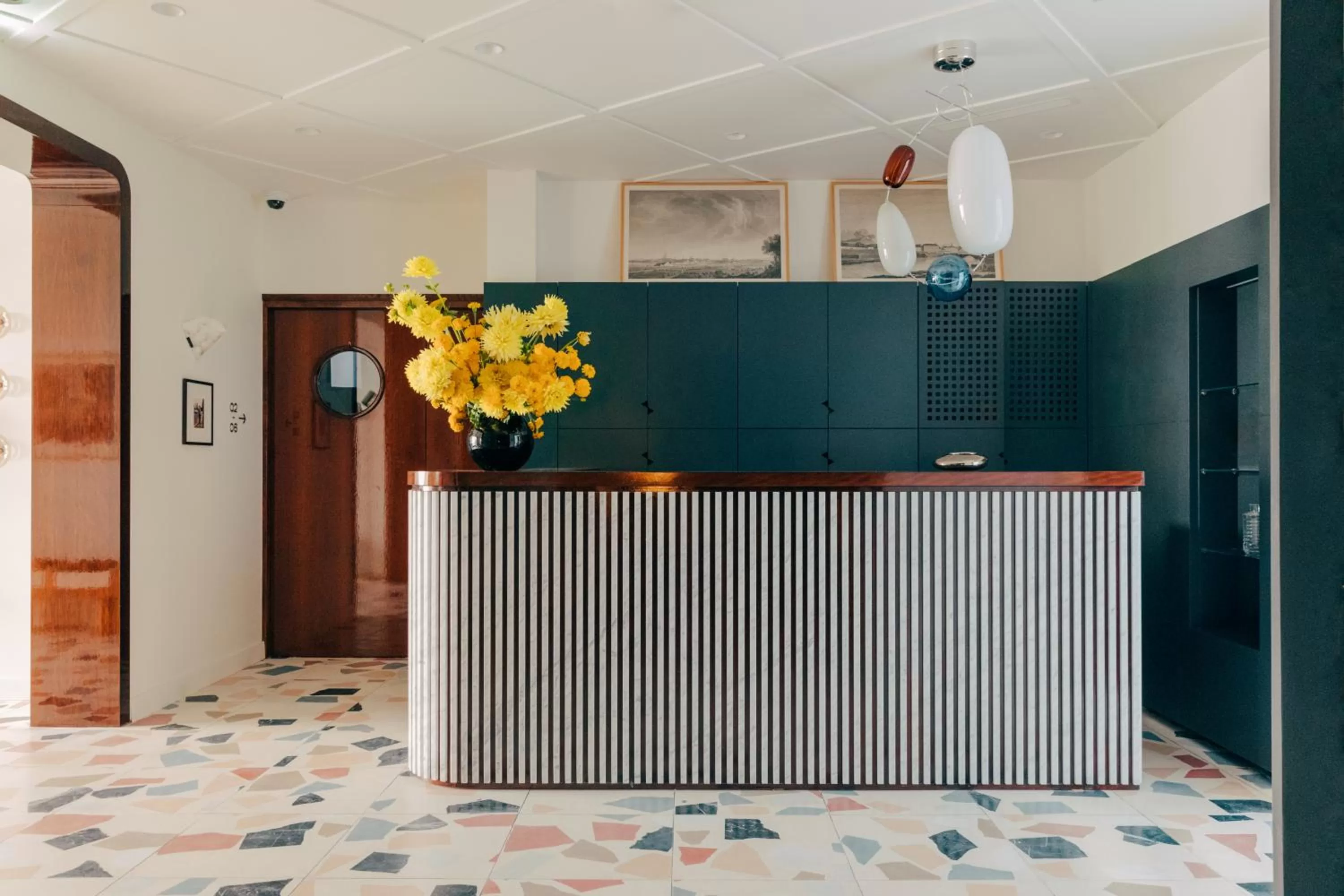 Lobby or reception in Hôtel Wallace Paris, a Member of Design Hotels