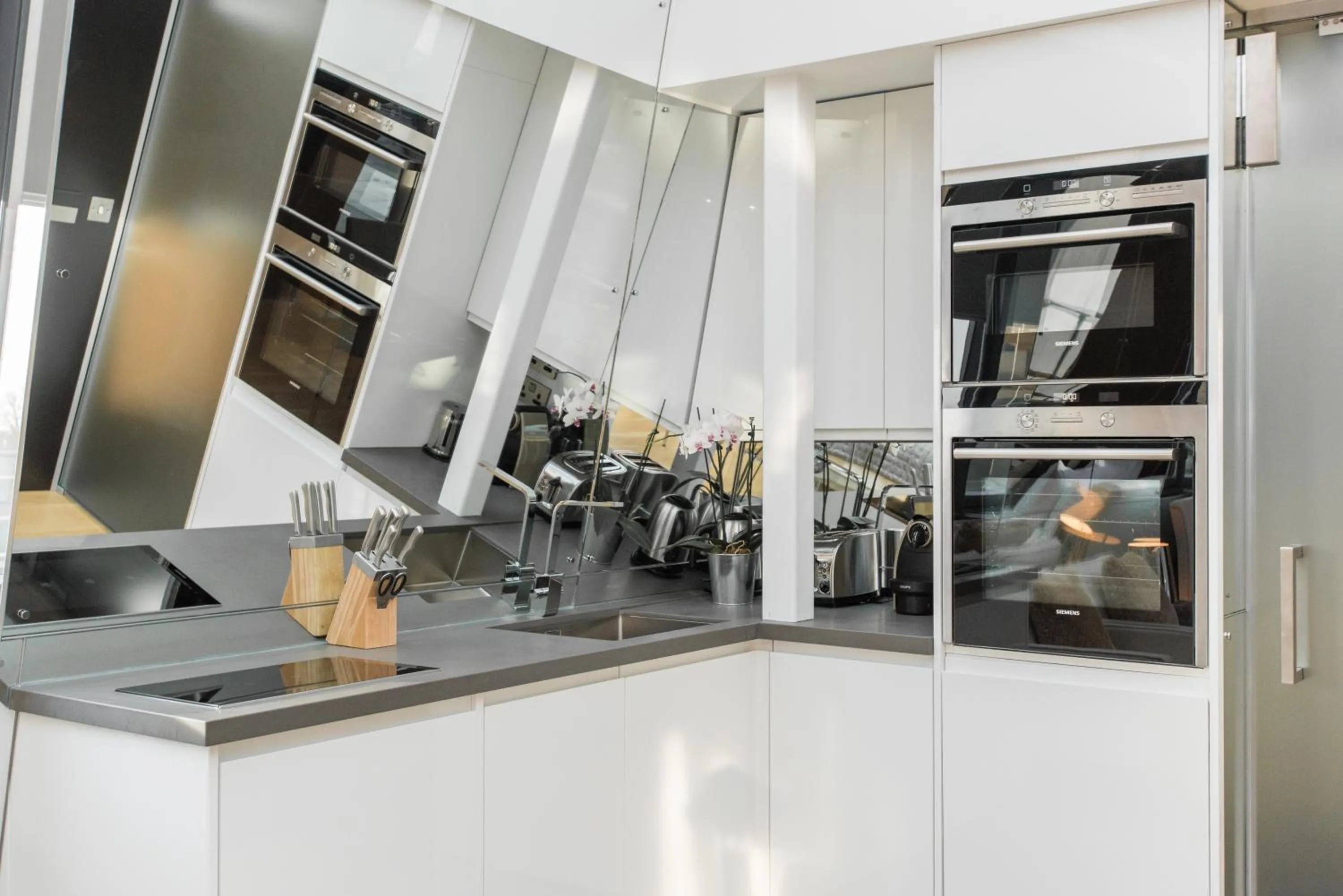 Kitchen or kitchenette in The Harrington - Gloucester Road - 1 Harrington Gardens