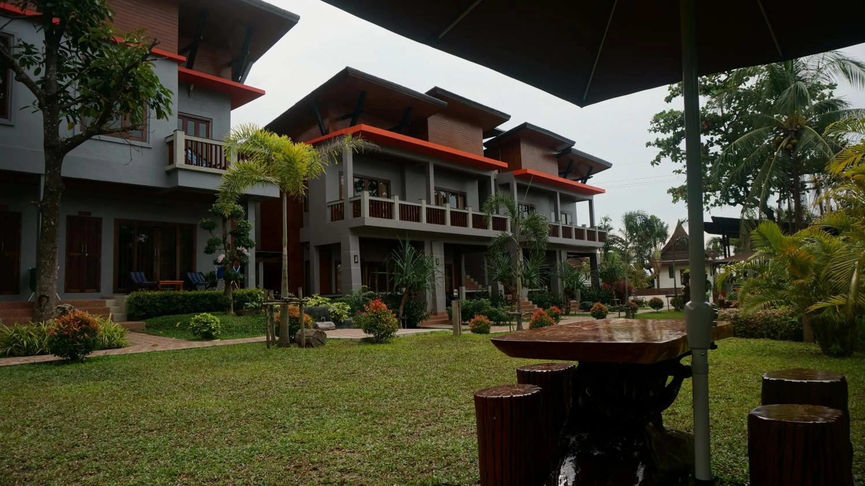 Property building in Lanta Intanin Resort - SHA Extra Plus