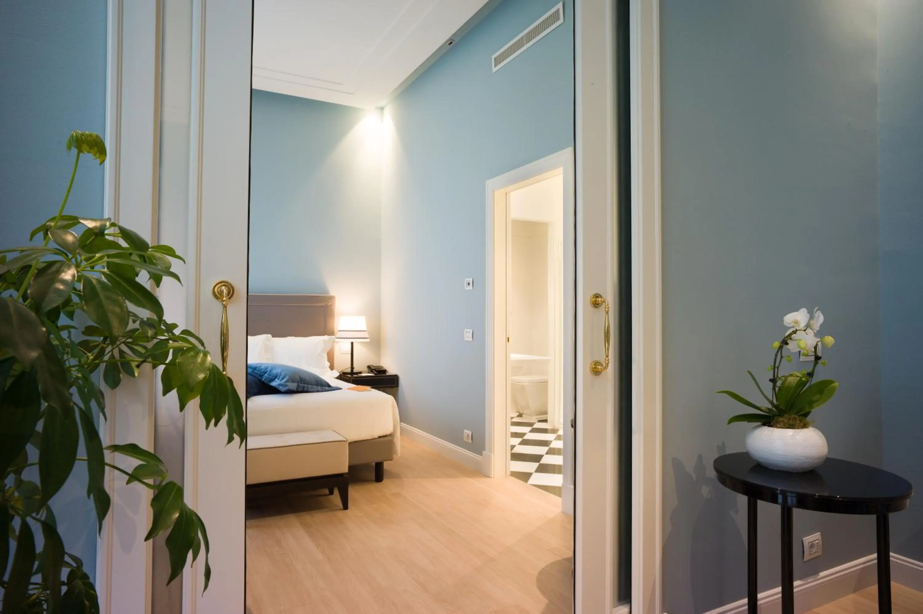 Bedroom, Bed in Turin Palace Hotel