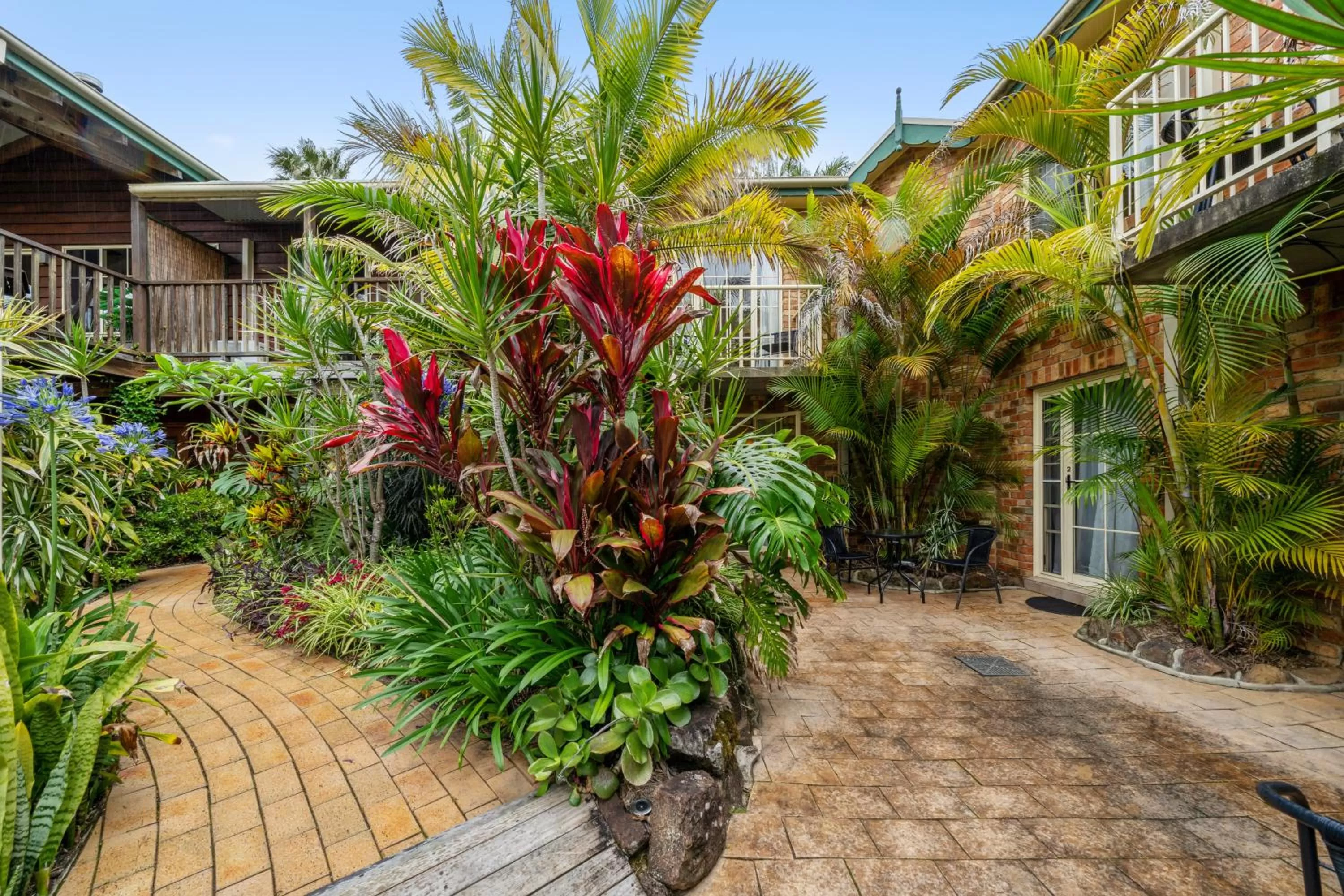 Garden in Oasis Inn Ulladulla - Welcoming Guests 18 Years and Older