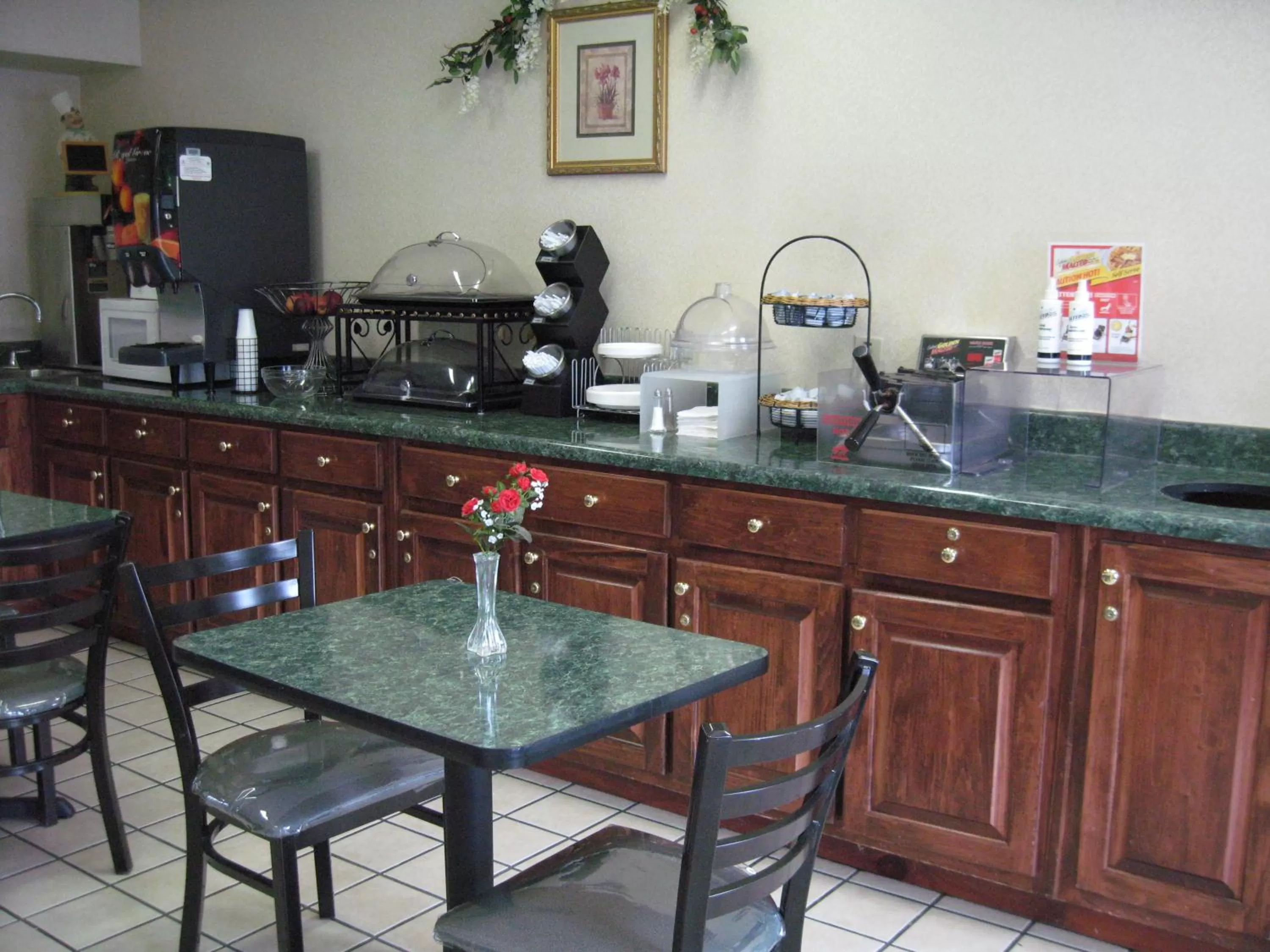 Restaurant/places to eat in Quality Inn Covington