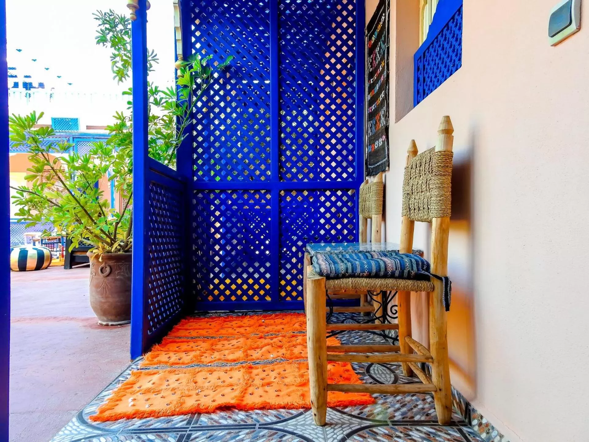 Patio in Le Bleu House
