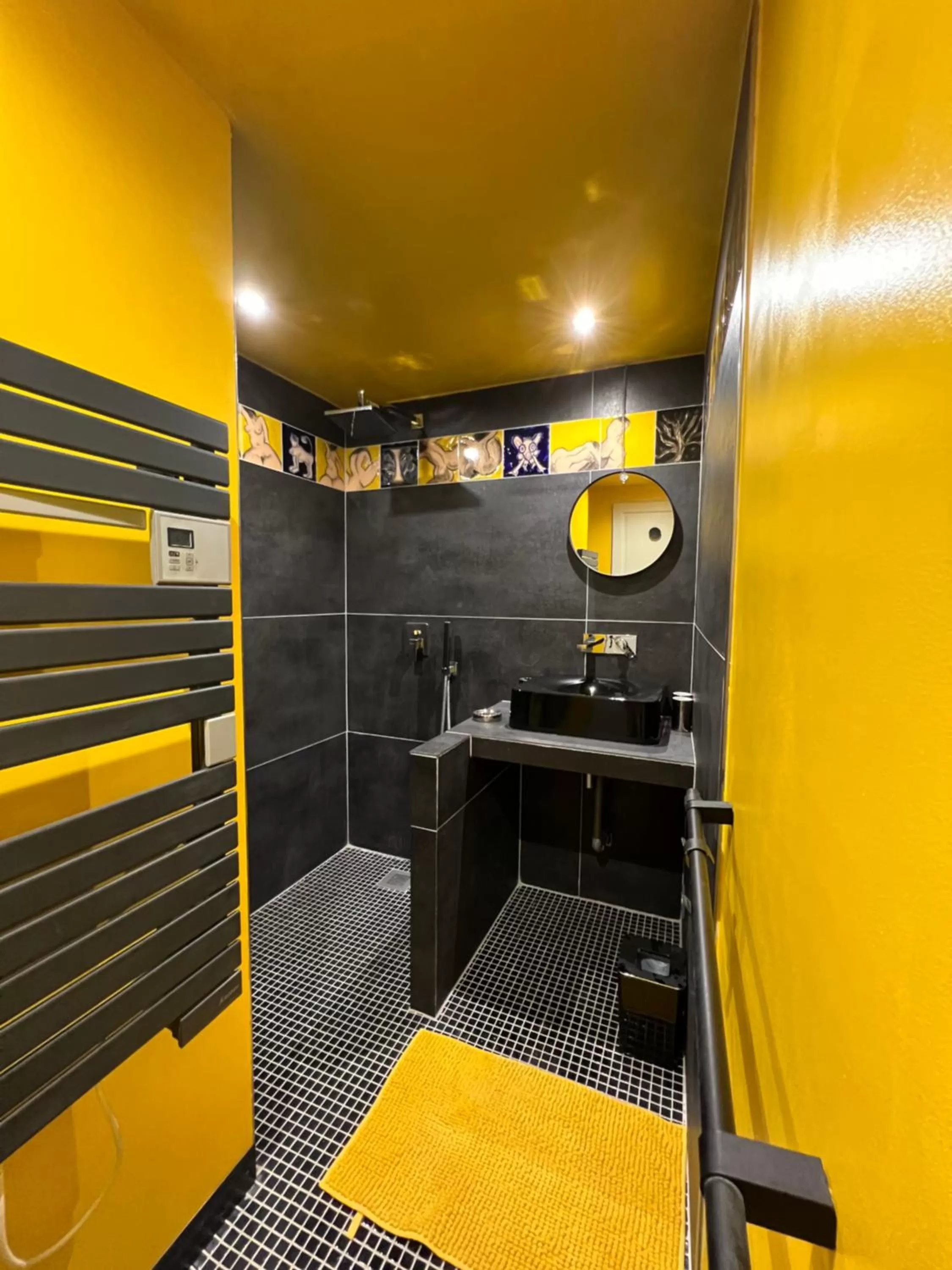 Bathroom in Le Regardeur