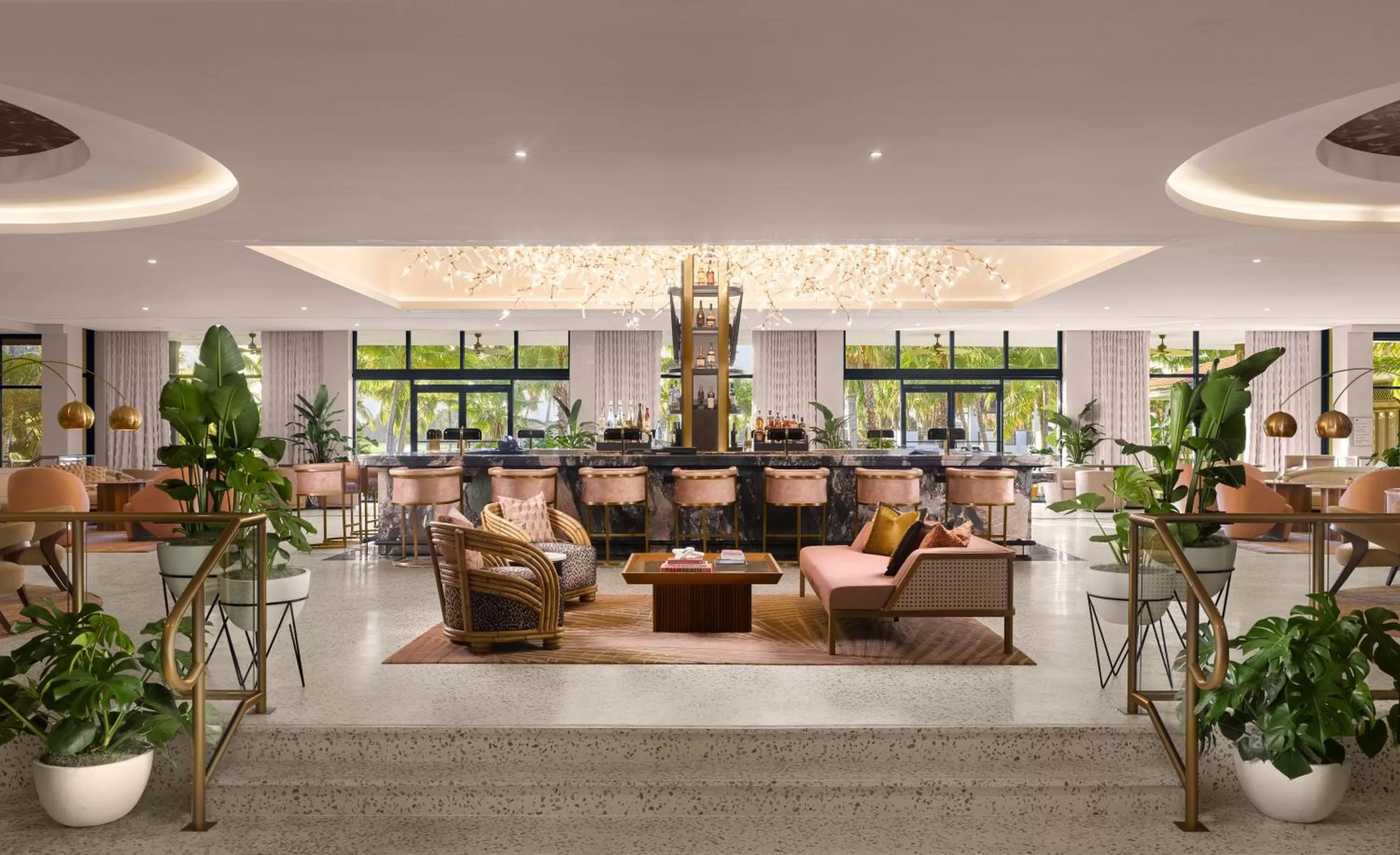 Lounge or bar in PGA National Resort