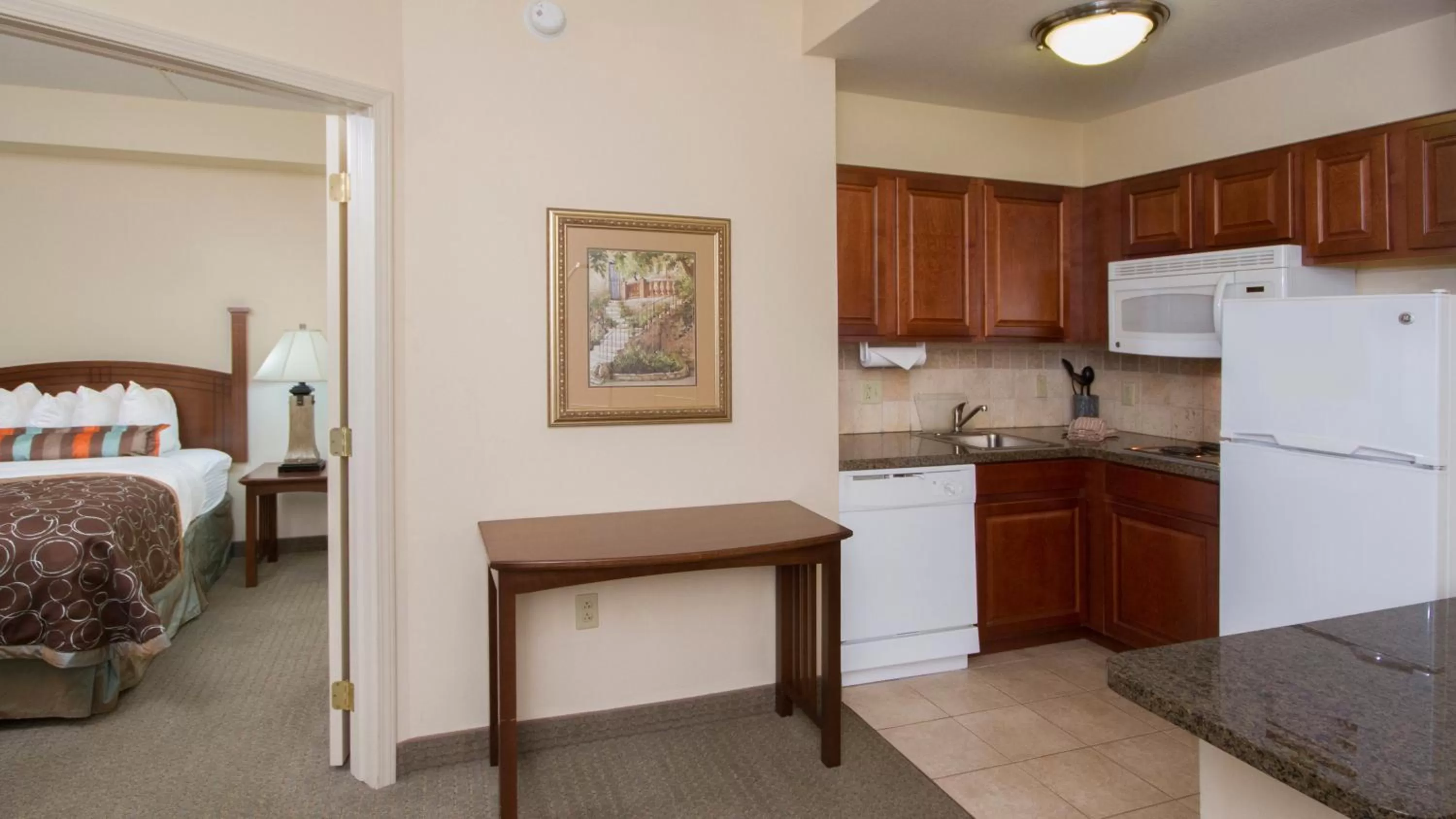 Photo of the whole room, Bed in Staybridge Suites Buffalo by IHG