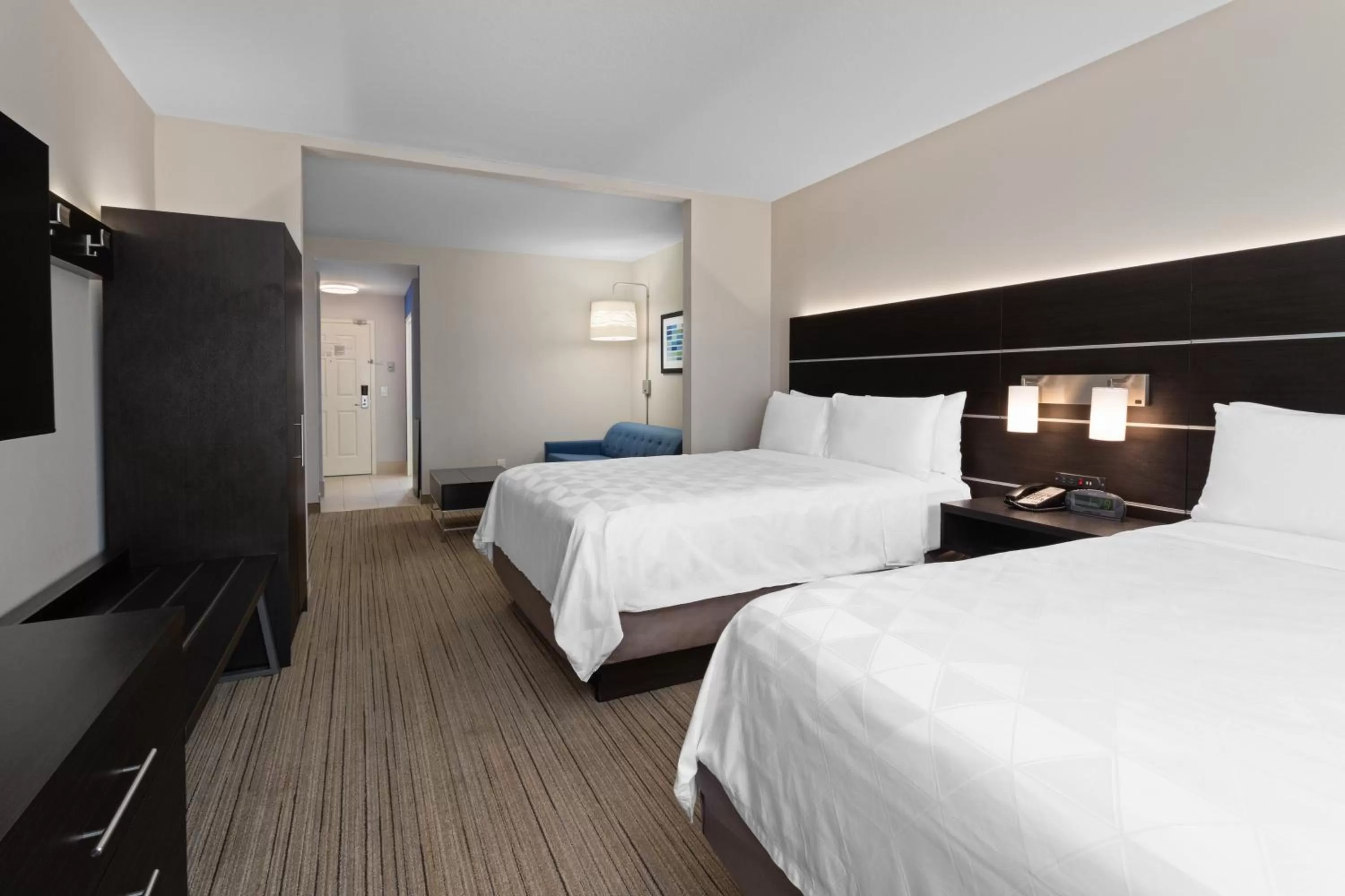 Bedroom, Bed in Holiday Inn Express & Suites Lake Placid by IHG