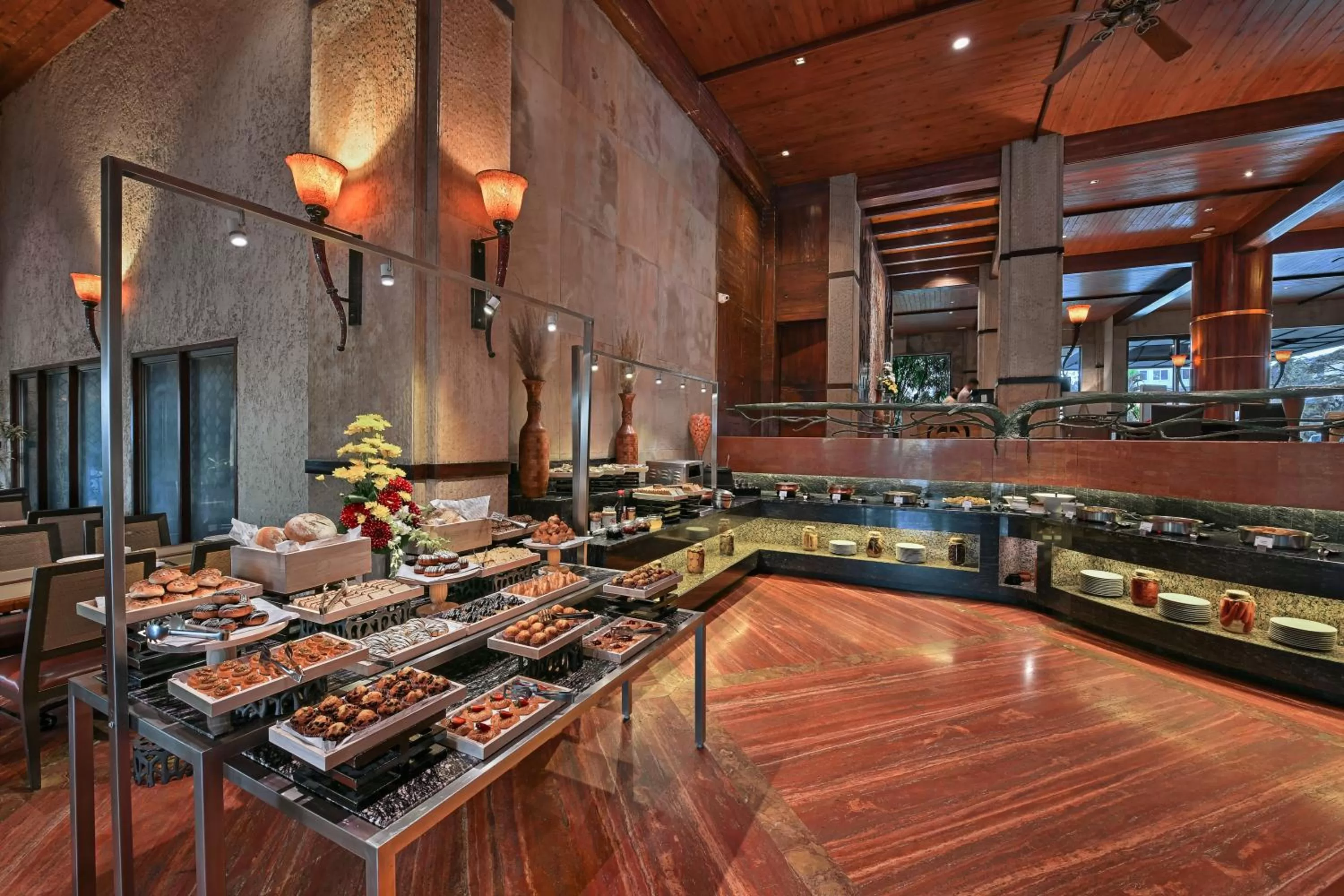 Dining area in Fariyas Resort Lonavala