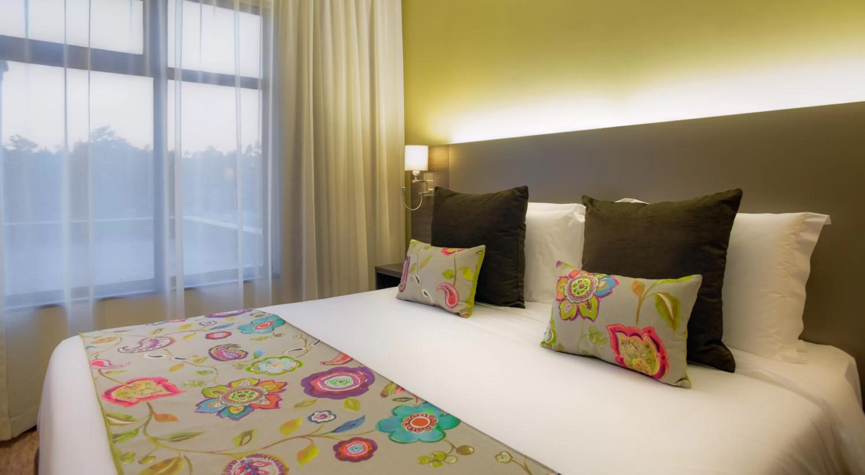 Photo of the whole room in Tamarind Tree Hotel