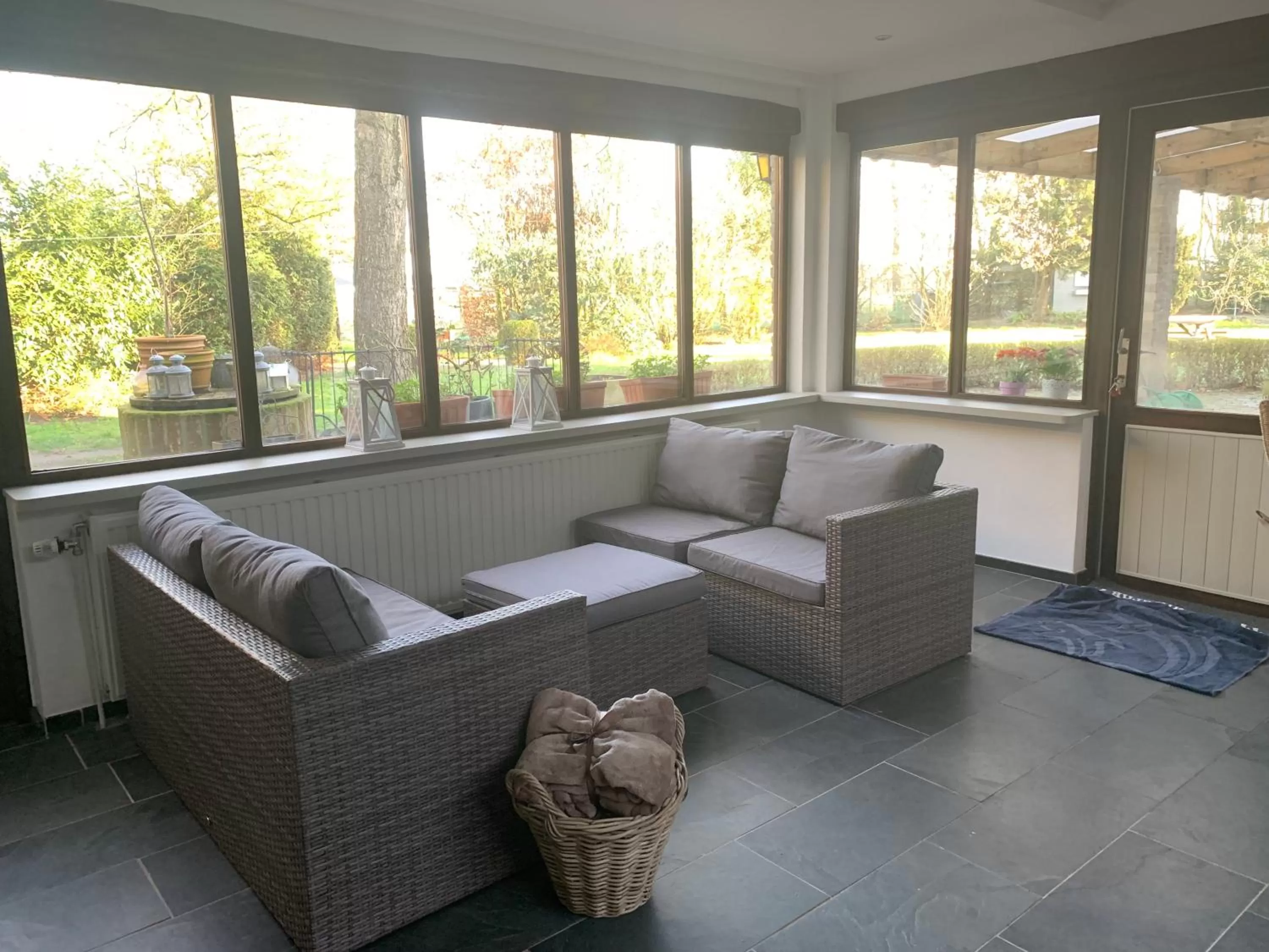 Seating Area in B&B Dageraad