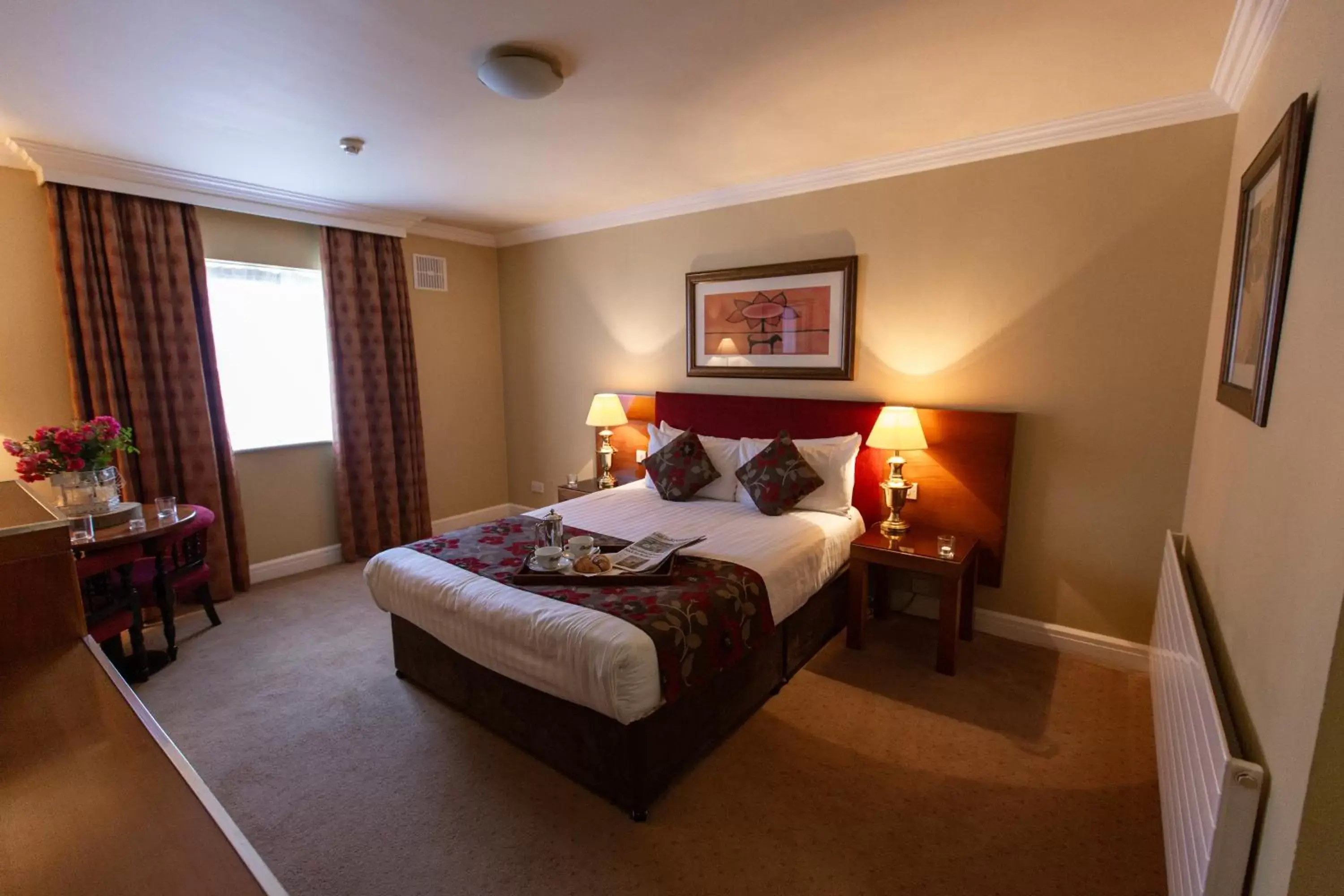 Double Room in Hamlet Court Hotel Double Room in Hamlet Court Hotel