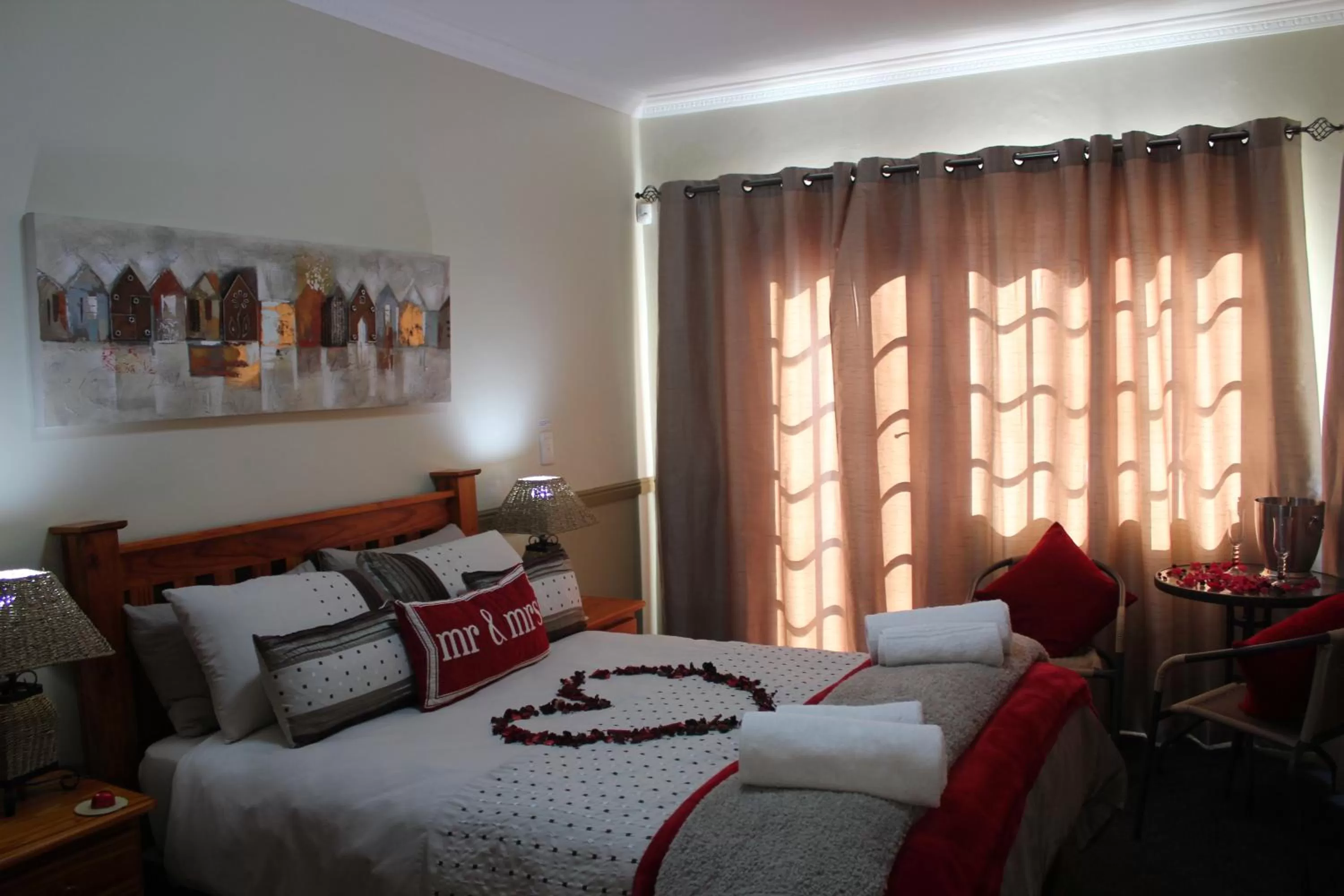 Bedroom, Bed in Victoria Heights B&B