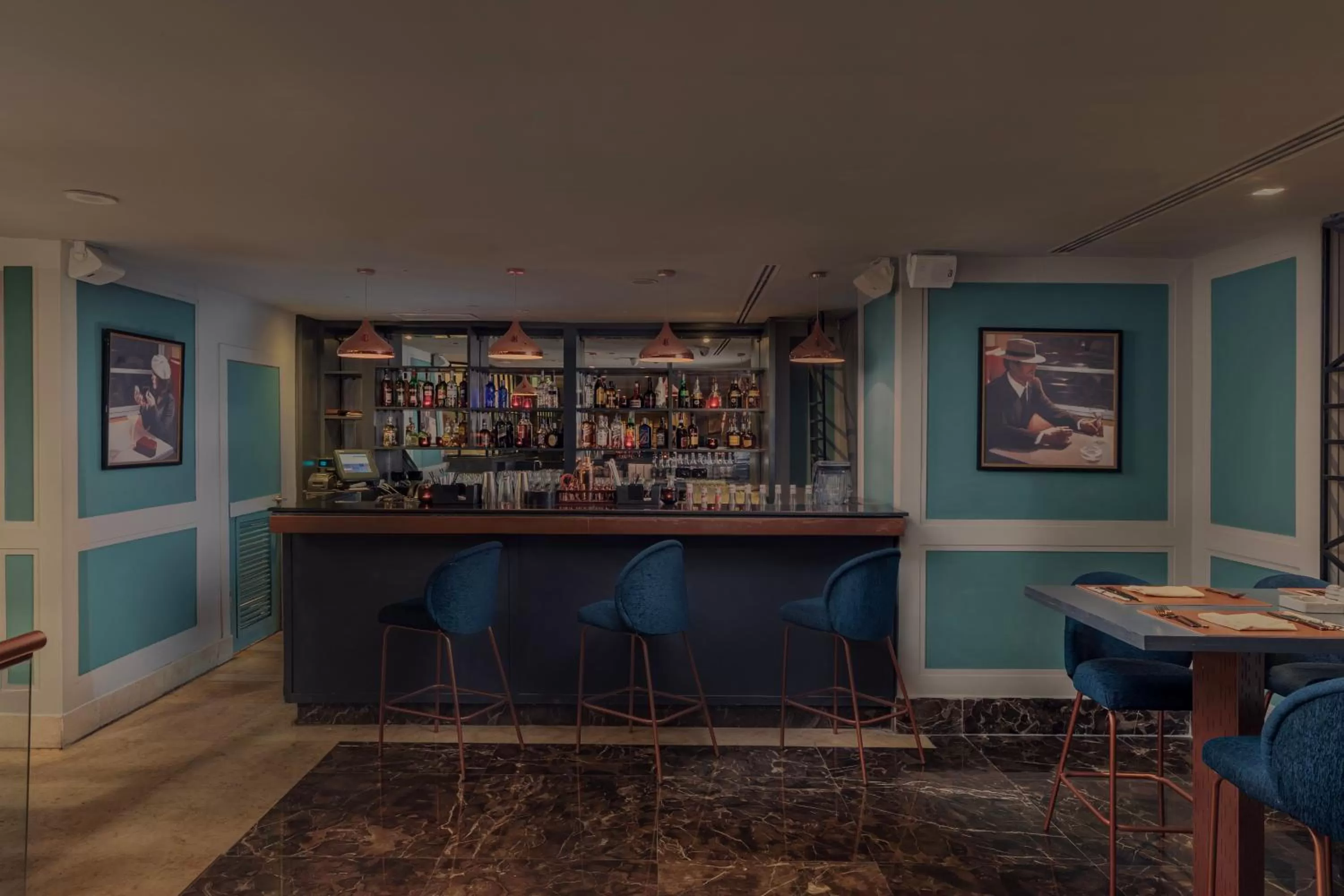 Lounge or bar in Radisson Blu Hotel, Cairo Heliopolis