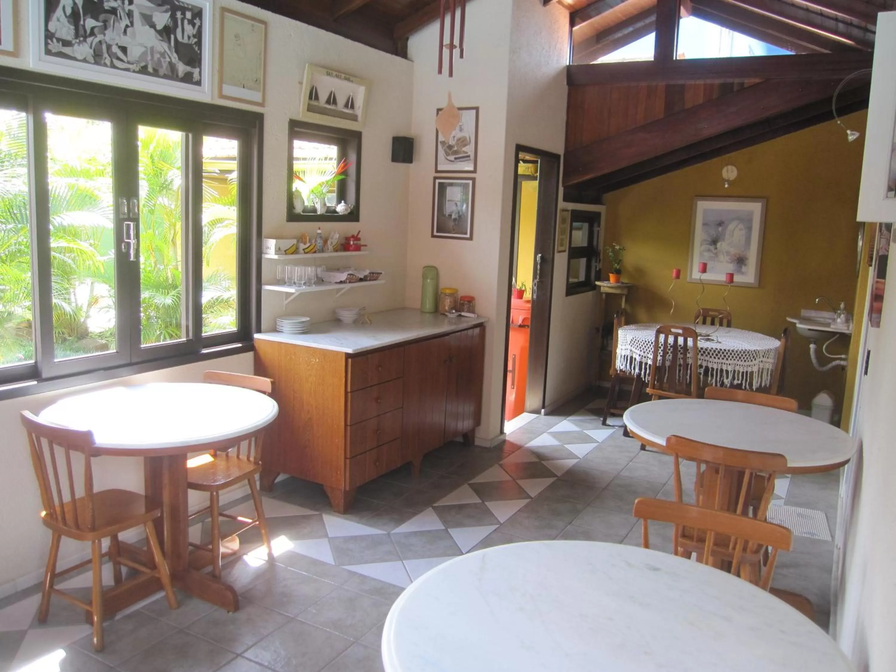 Restaurant/places to eat, Seating Area in Pousada Vento Sul