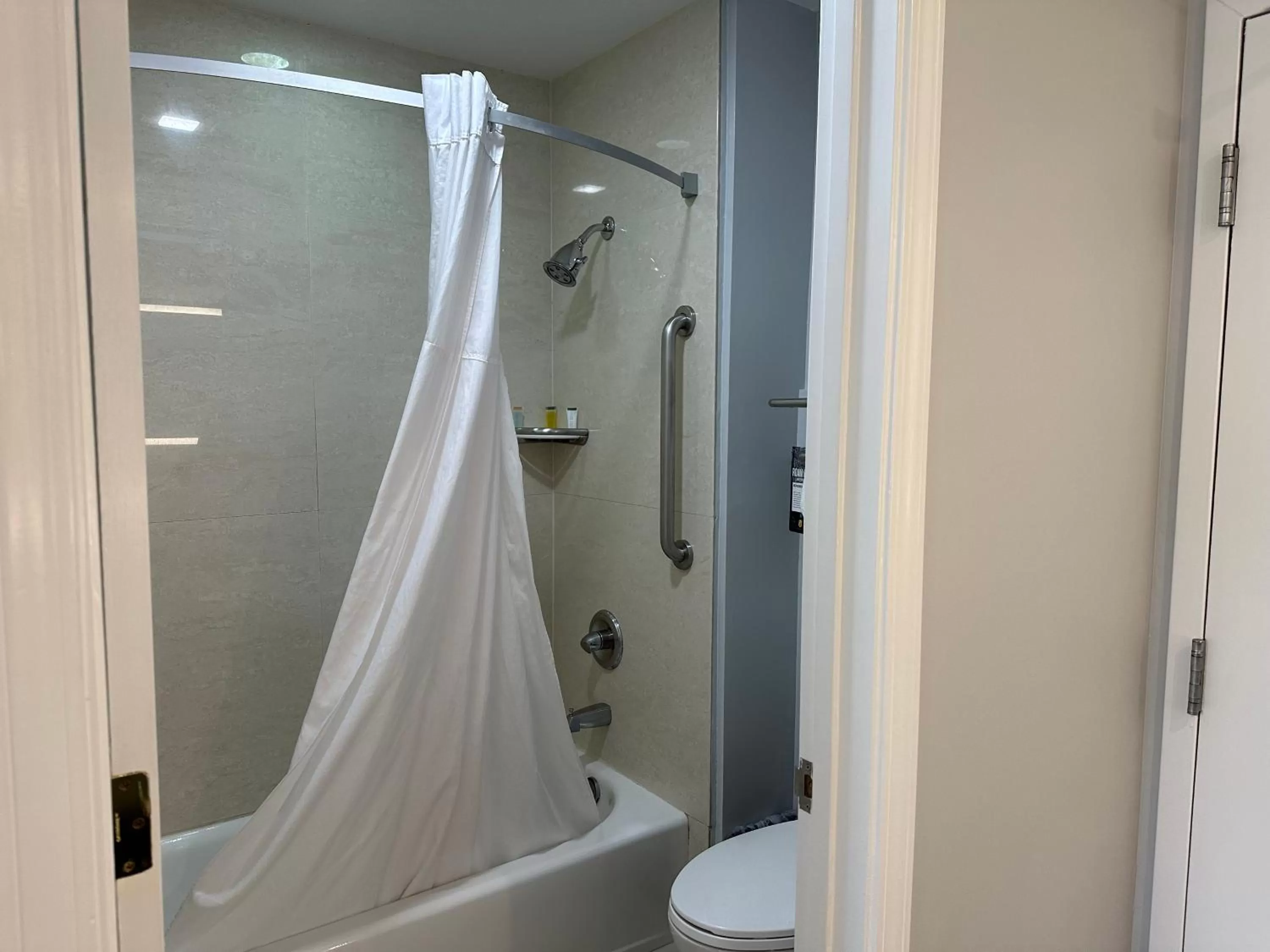 Shower, Bathroom in Super 8 by Wyndham San Bruno /SF Intl Arpt West