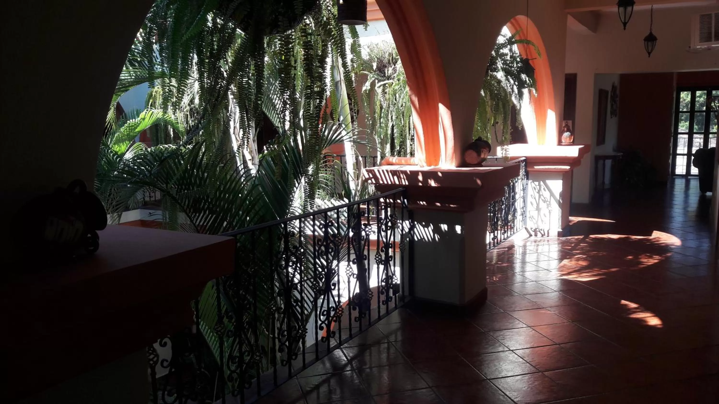 Day in Hotel Acropolis Maya