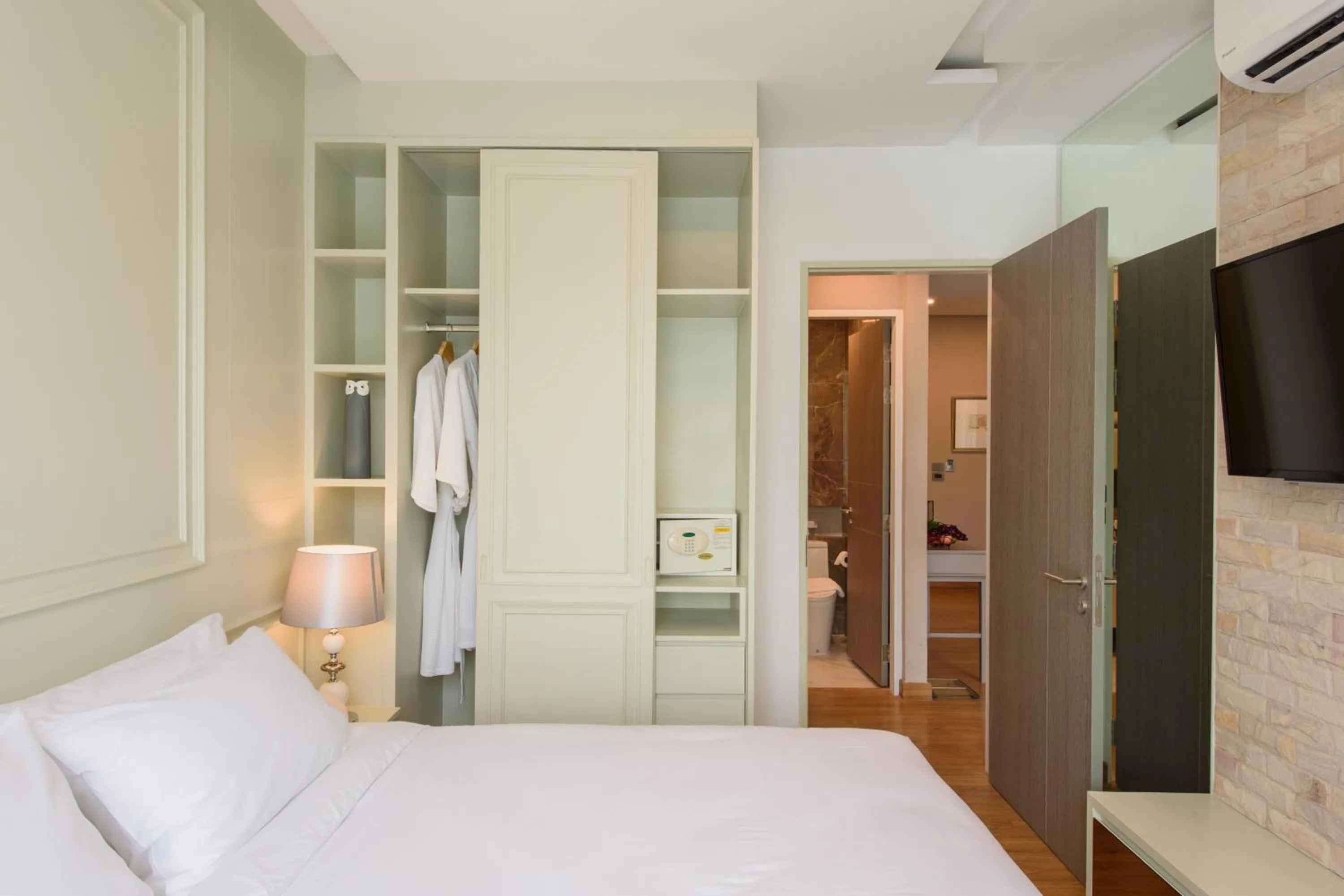 Bedroom, Bed in Parc Borough City Resort