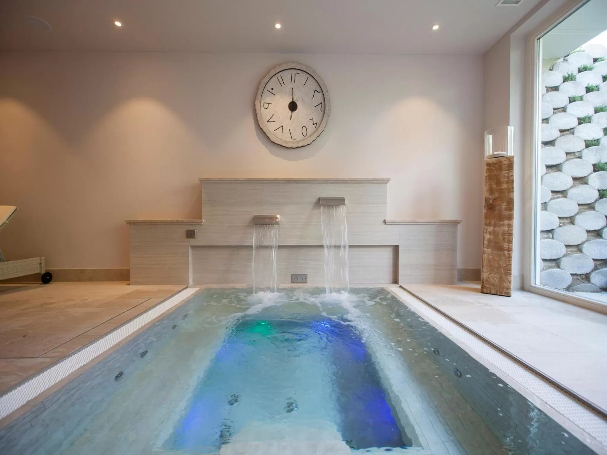 Hot Tub in Delta Resort Apartments