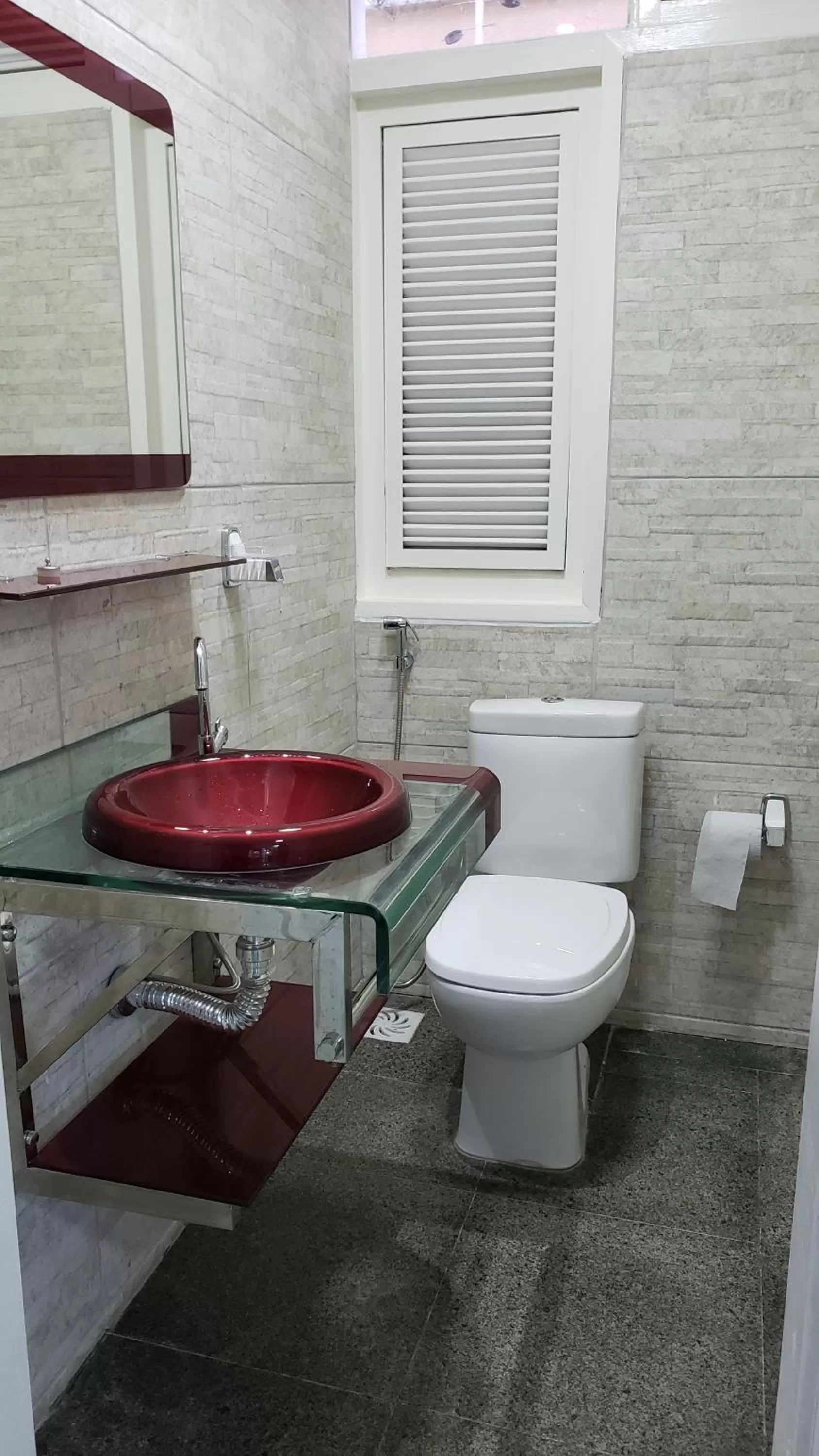 Bathroom in LIVE IN FORTALEZA HOTEL