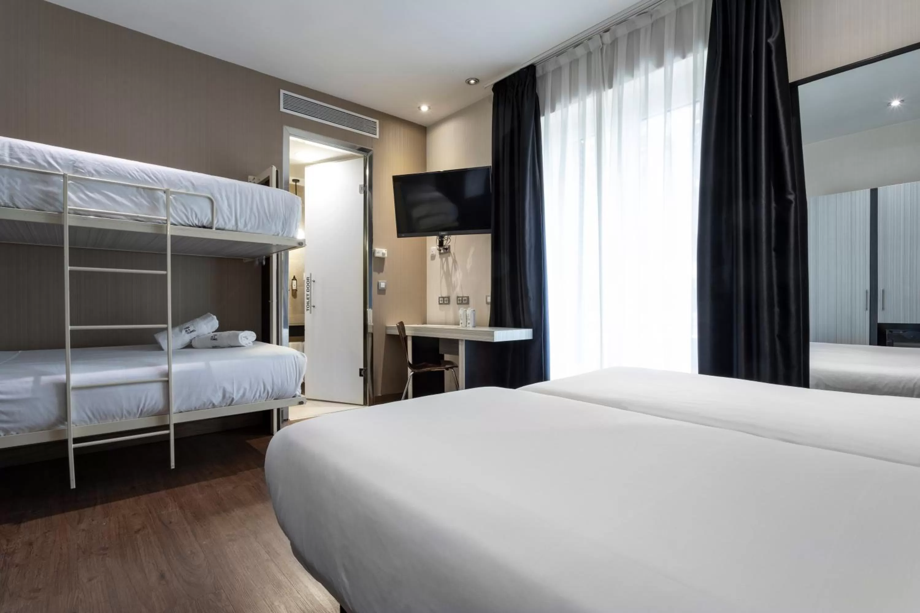 Bed in Petit Palace Triball