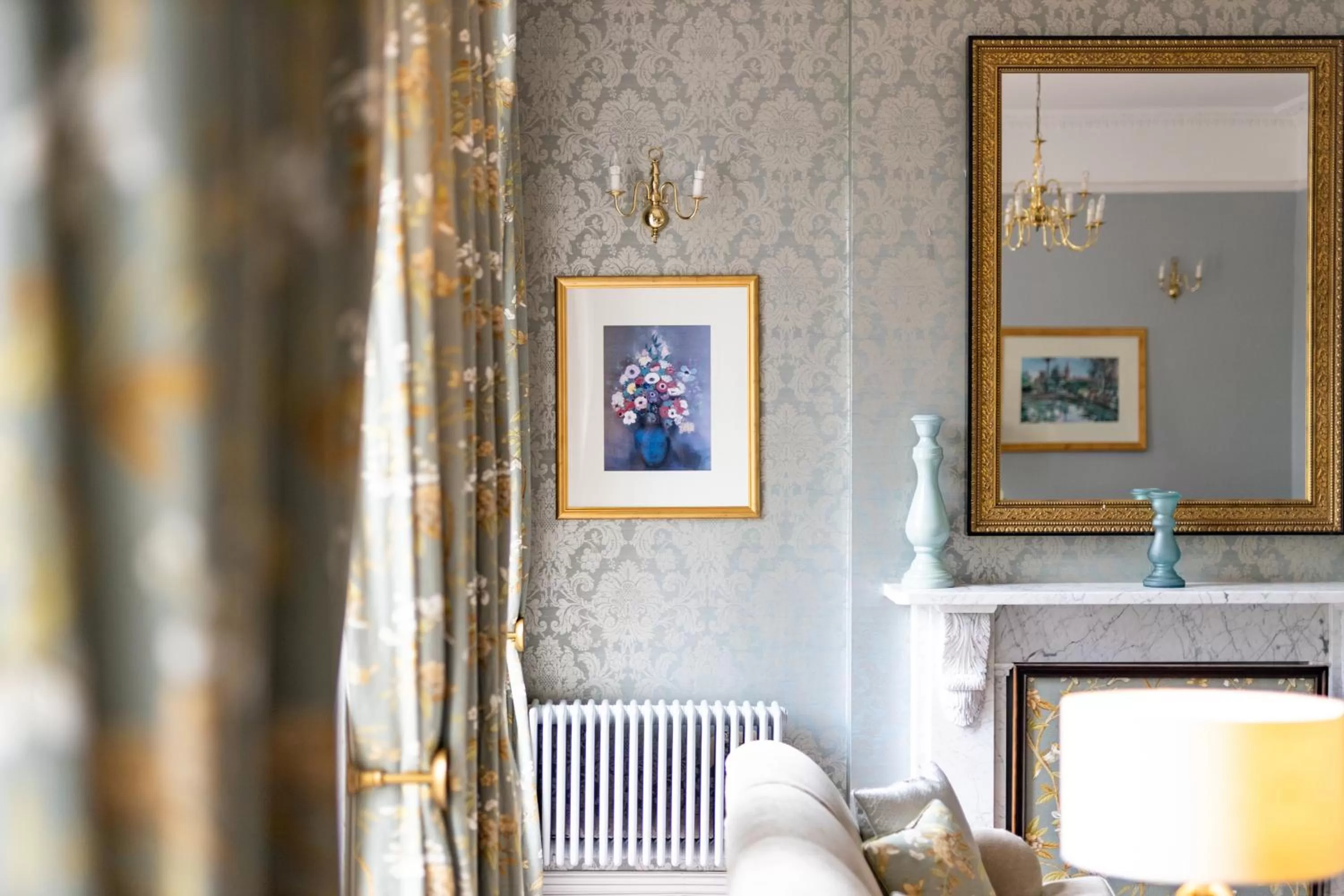 Living room in The Goodenough Hotel London