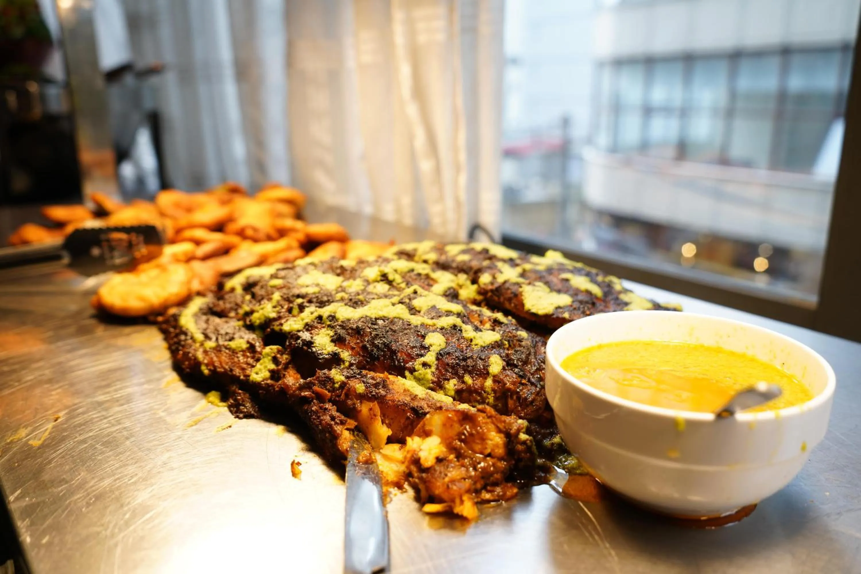 Restaurant/places to eat in Mado Hotel