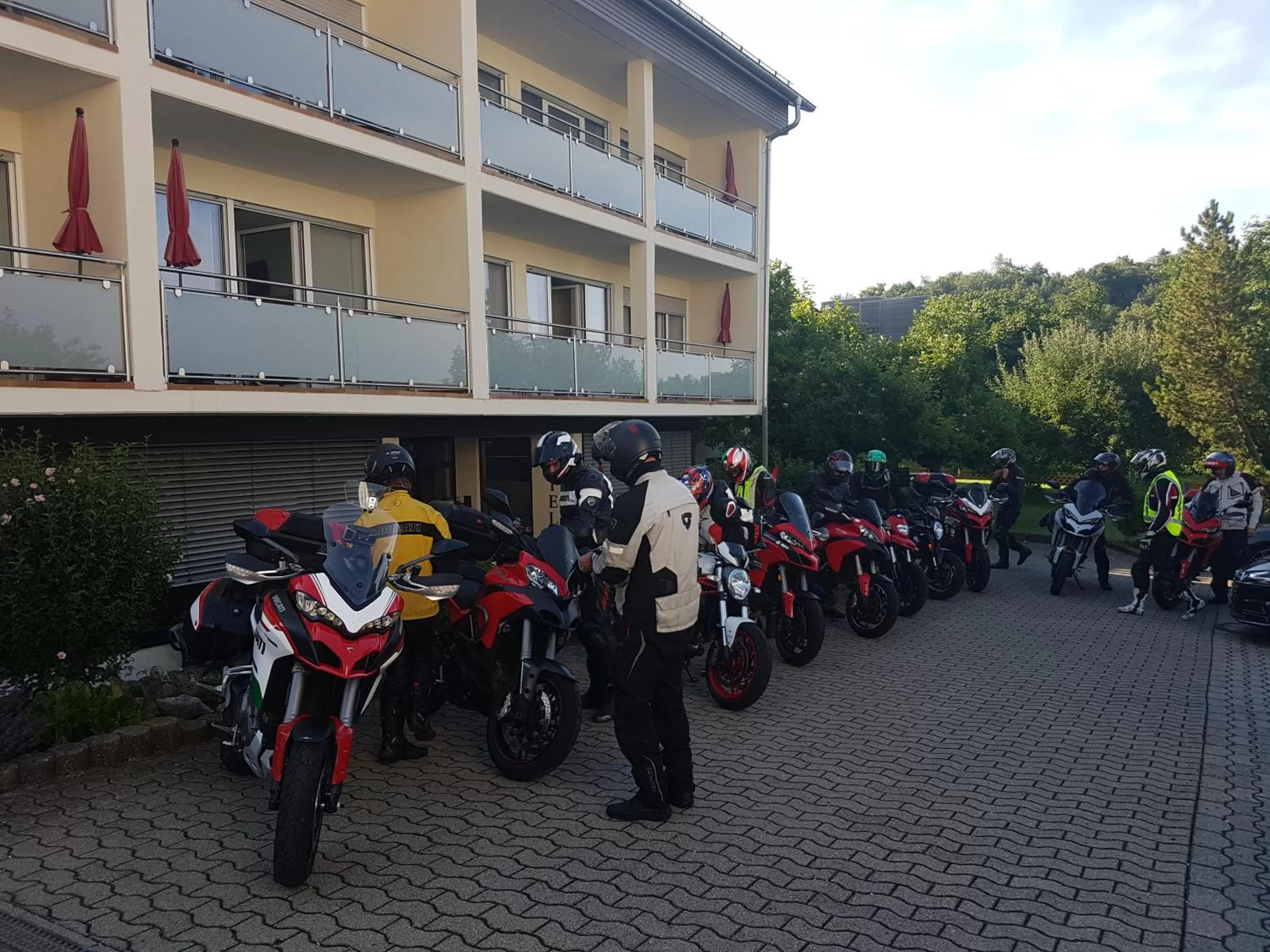 Parking in Hotel Garni Jägerhof