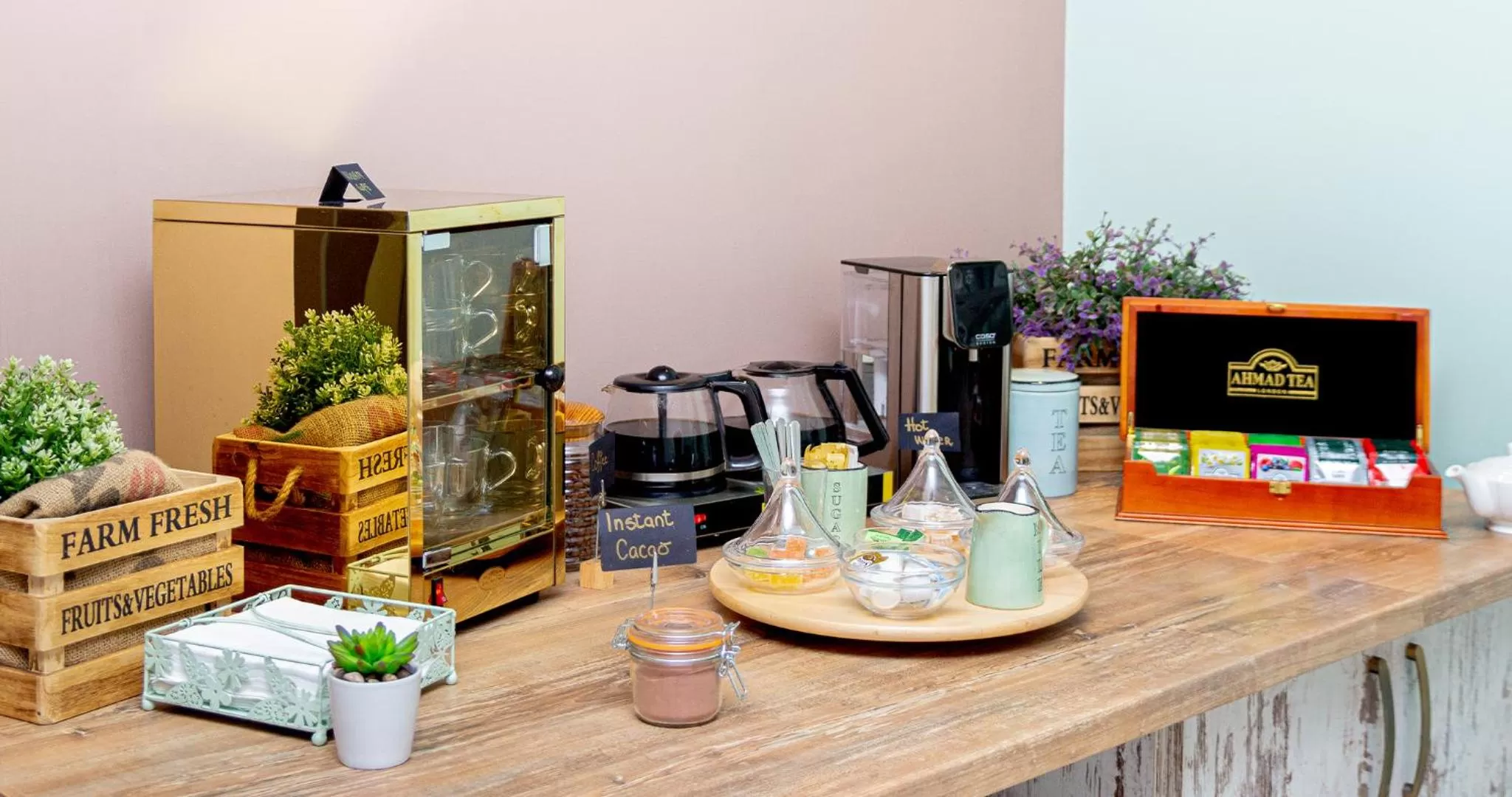 Coffee/tea facilities in Garni Hotel Mint