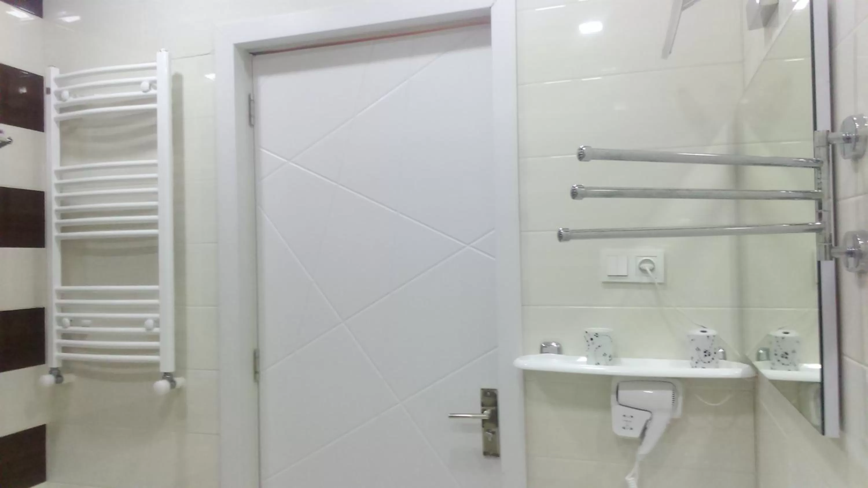 Bathroom in Hotel Lilo near Airport