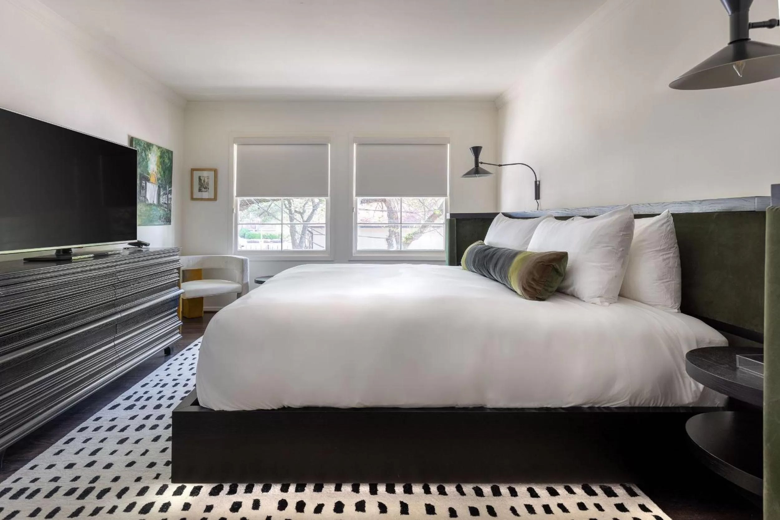 Bed in La Colombe d'Or Hotel