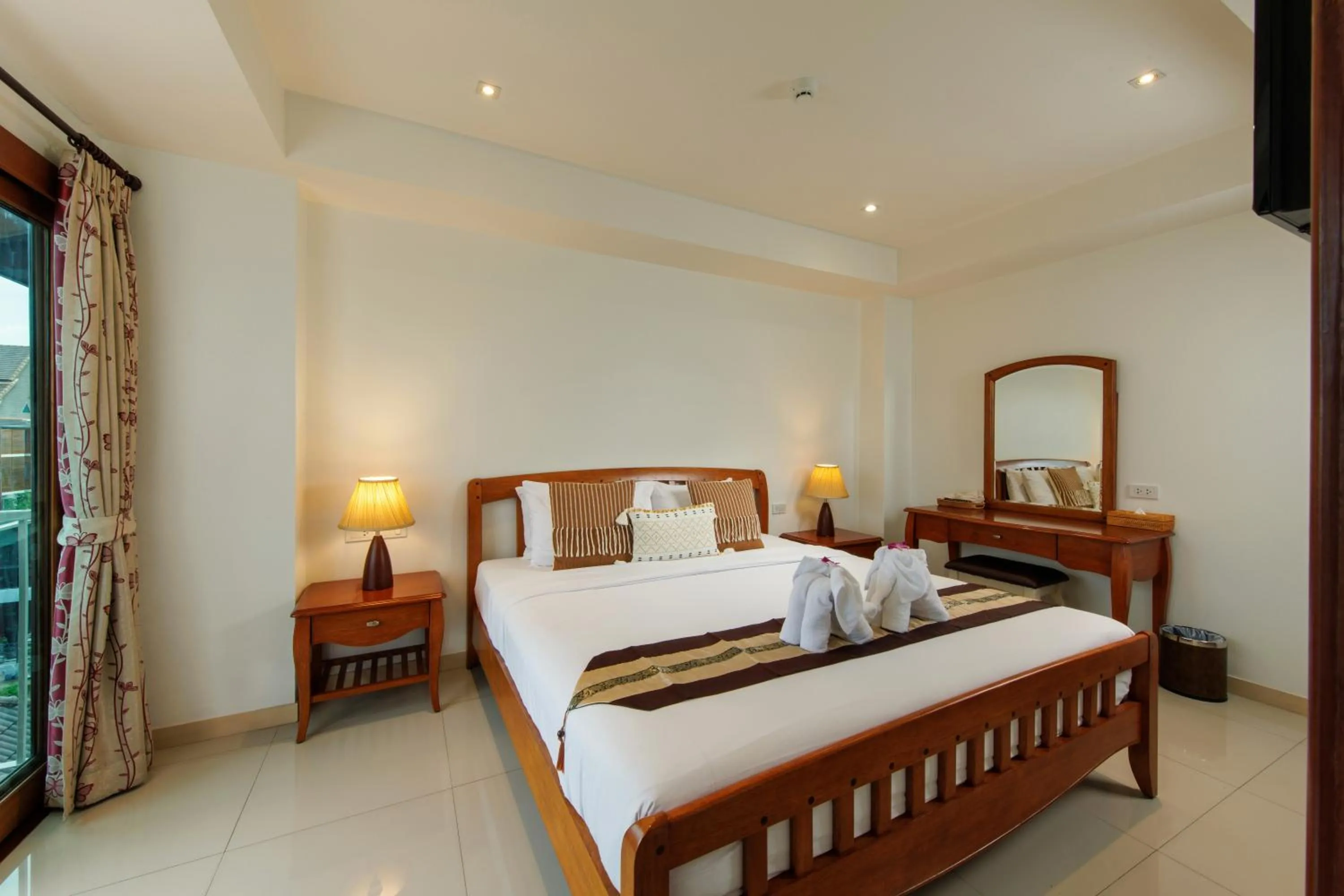 Photo of the whole room, Bed in Rendezvous Classic House