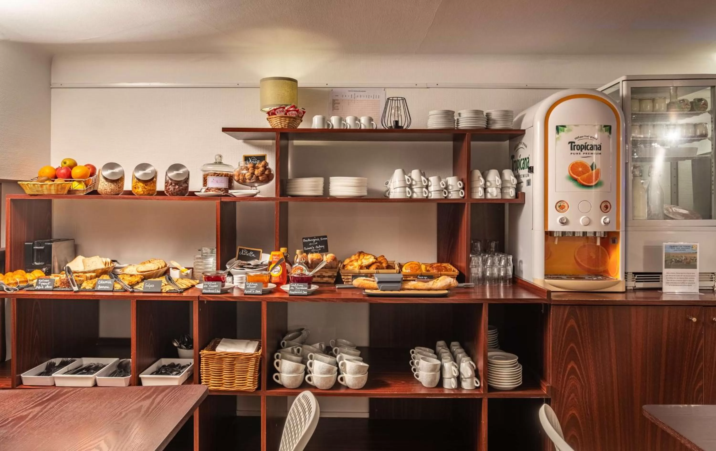 Breakfast in Sure Hotel By Best Western Lorient Centre