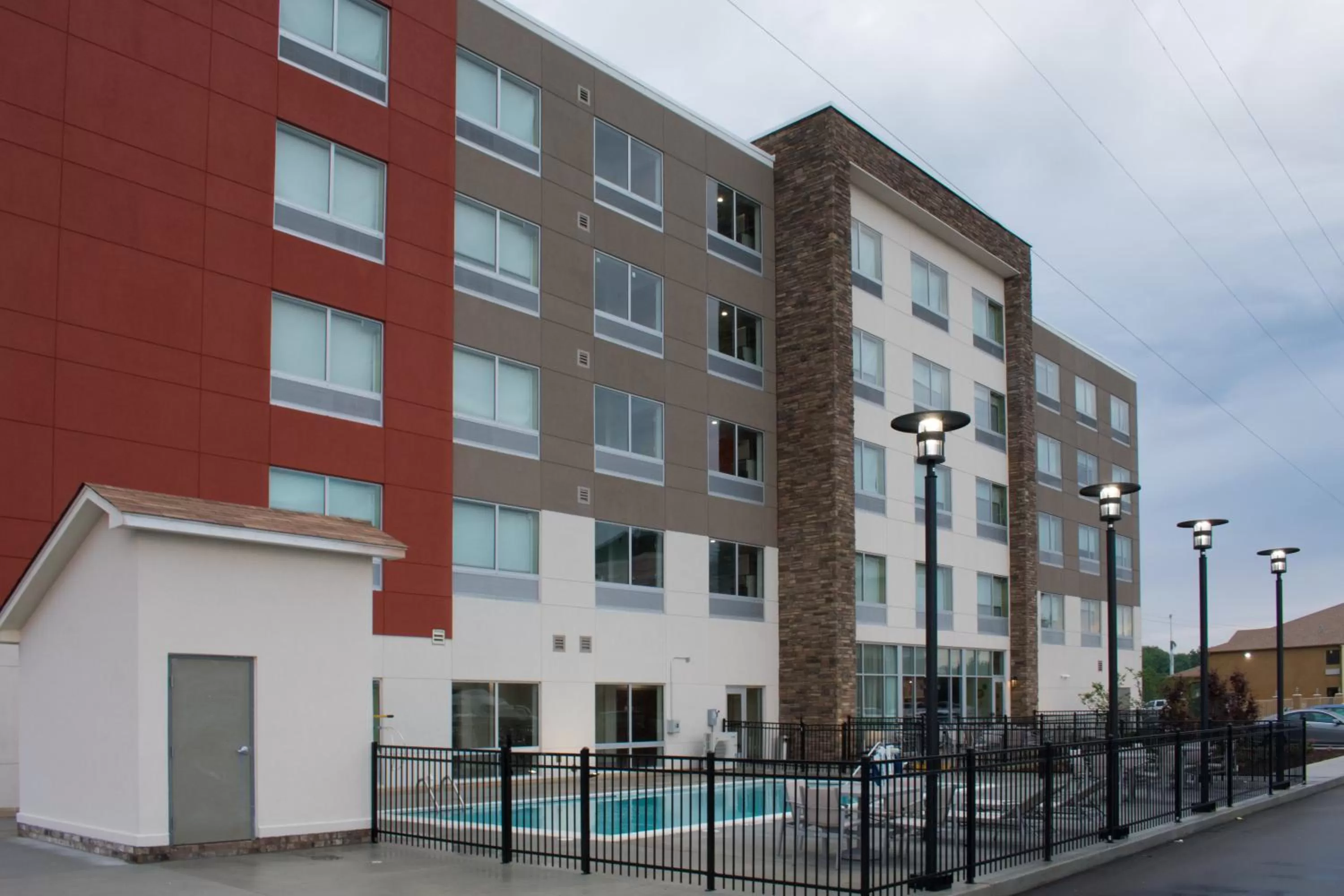 Property building in Holiday Inn Express & Suites West Memphis by IHG