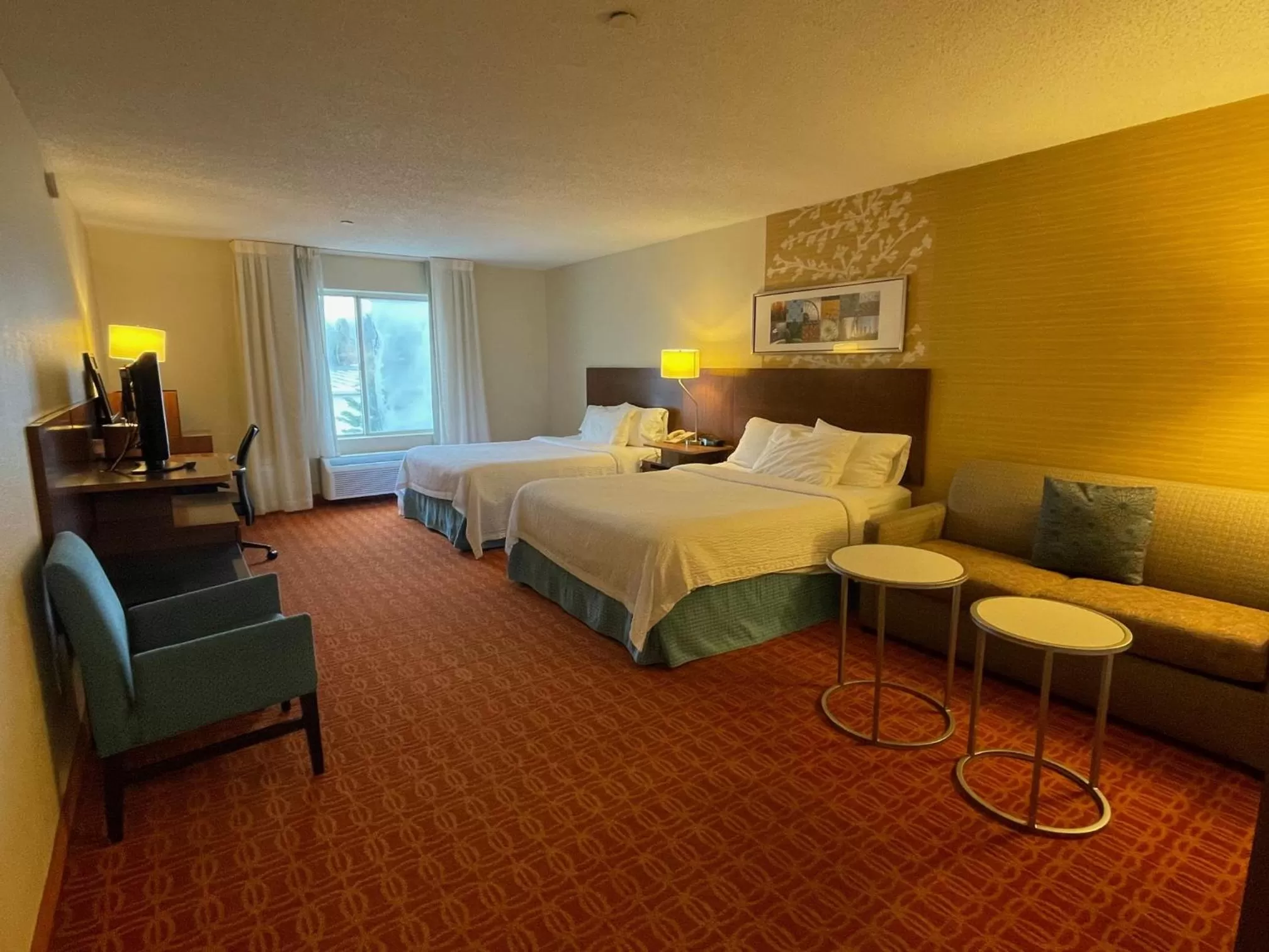 Bedroom, Bed in Fairfield Inn and Suites by Marriott Potomac Mills Woodbridge