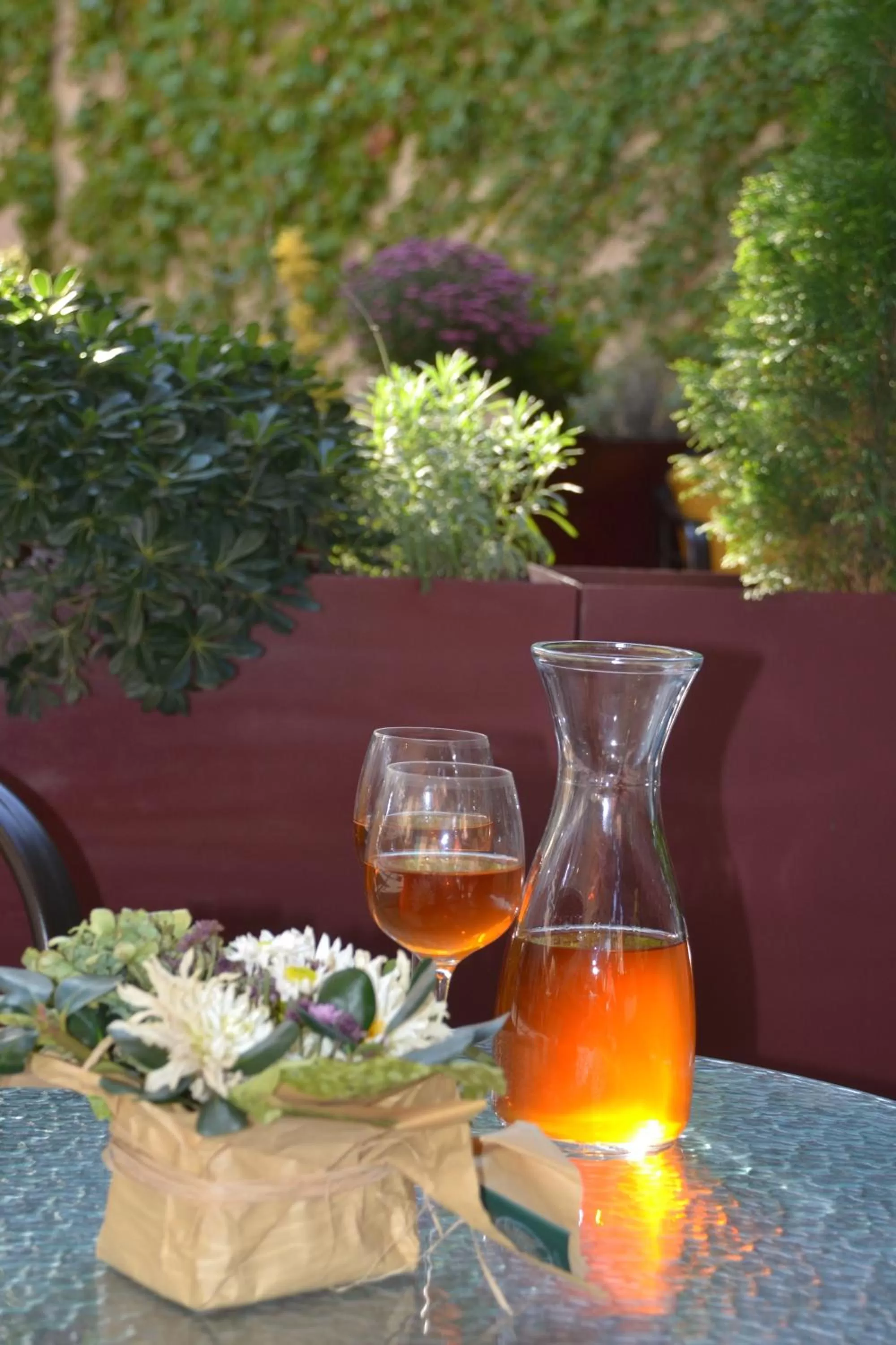 Restaurant/places to eat in Gvino Minda