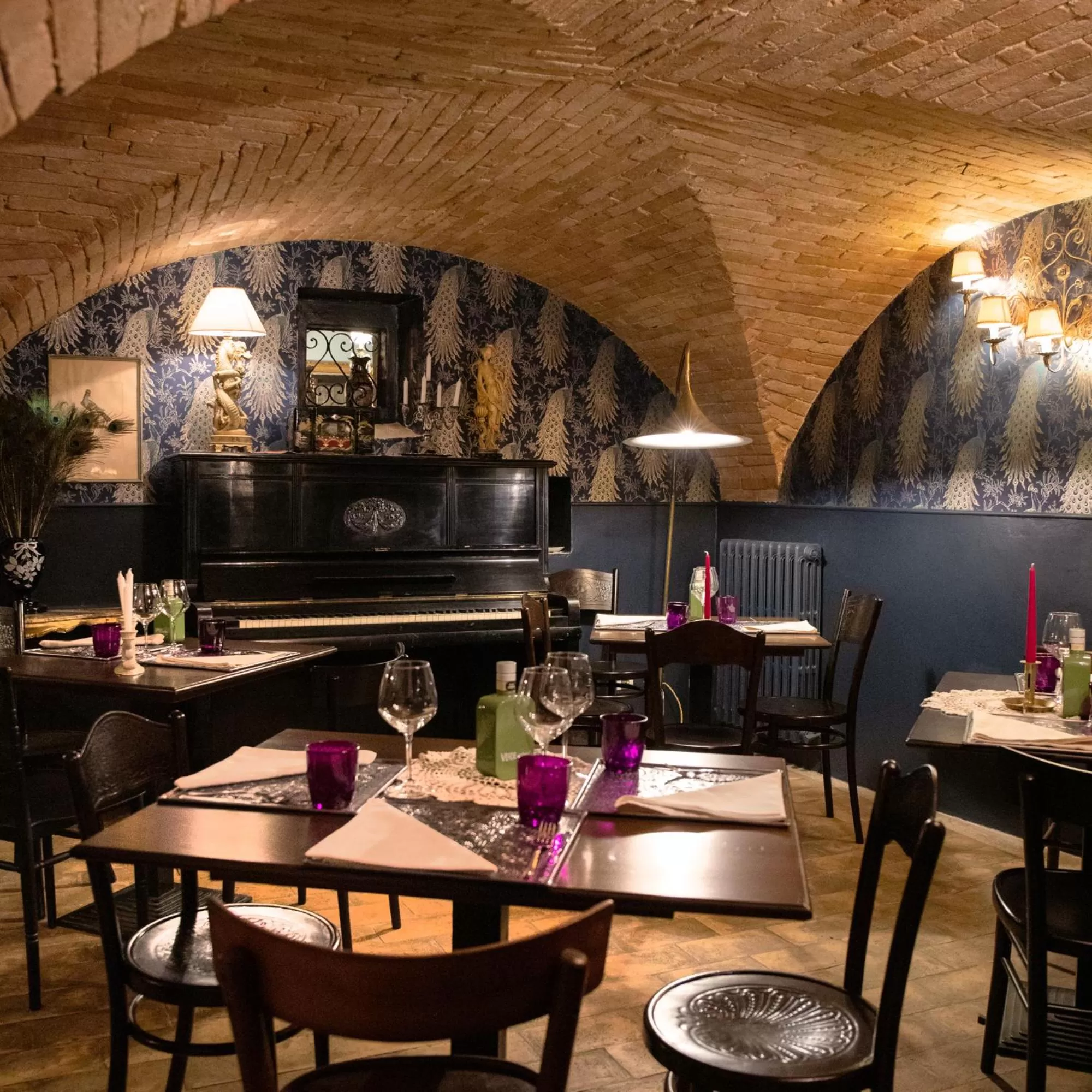 Restaurant/places to eat in Mapepa Village apartments