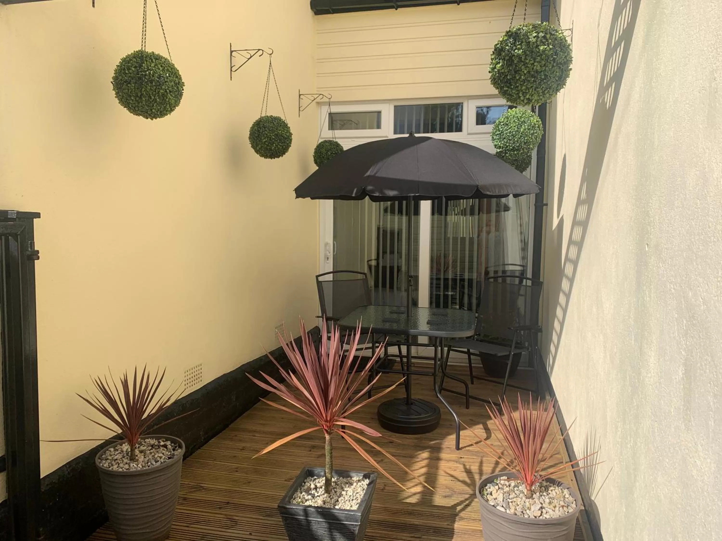 Patio in Arran Lodge B&B